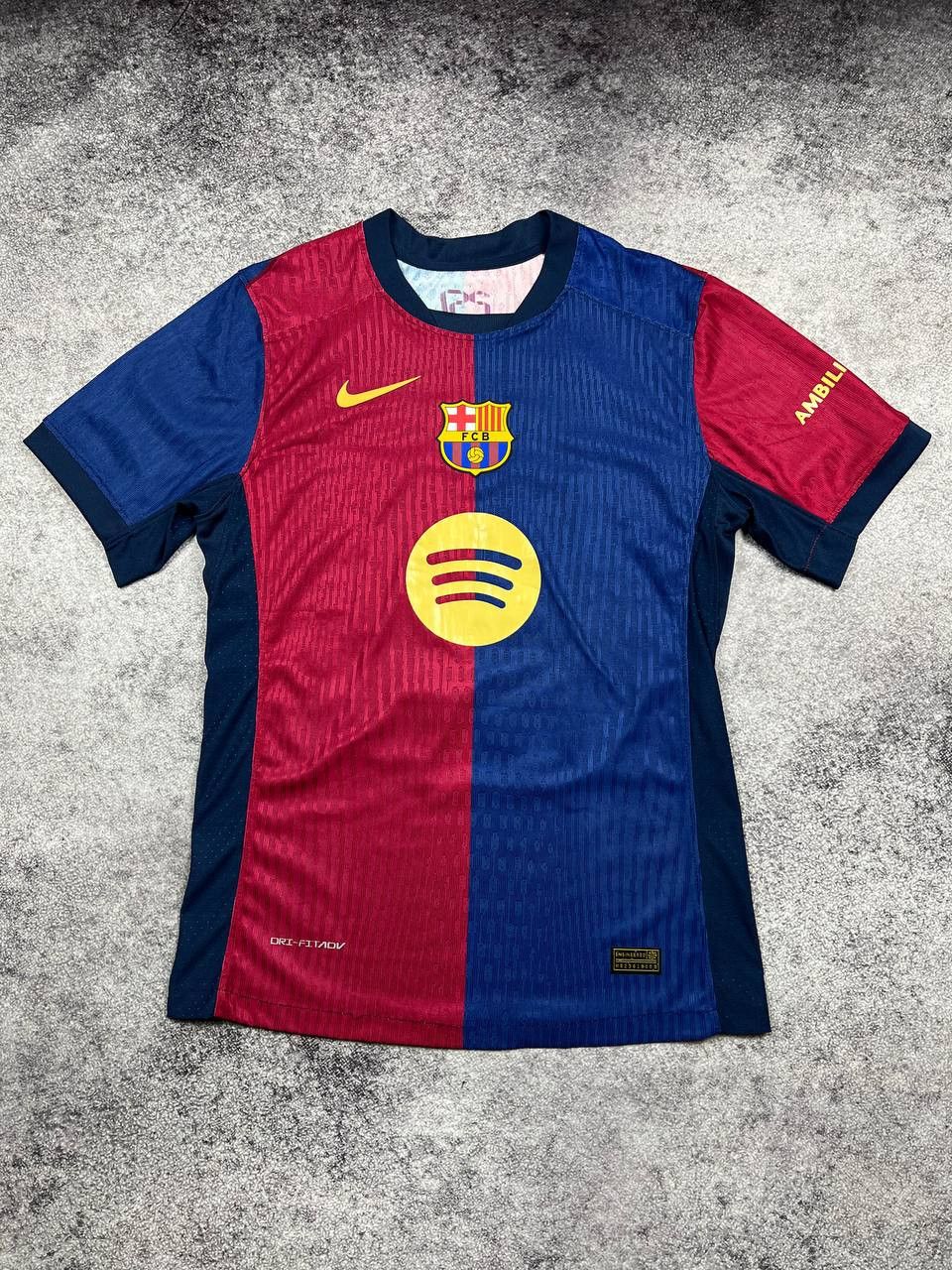 Nike Nike Barcelona O.Batlee Soccer Jersey Size M / US 6-8 / IT 42-44 - 1 Thumbnail