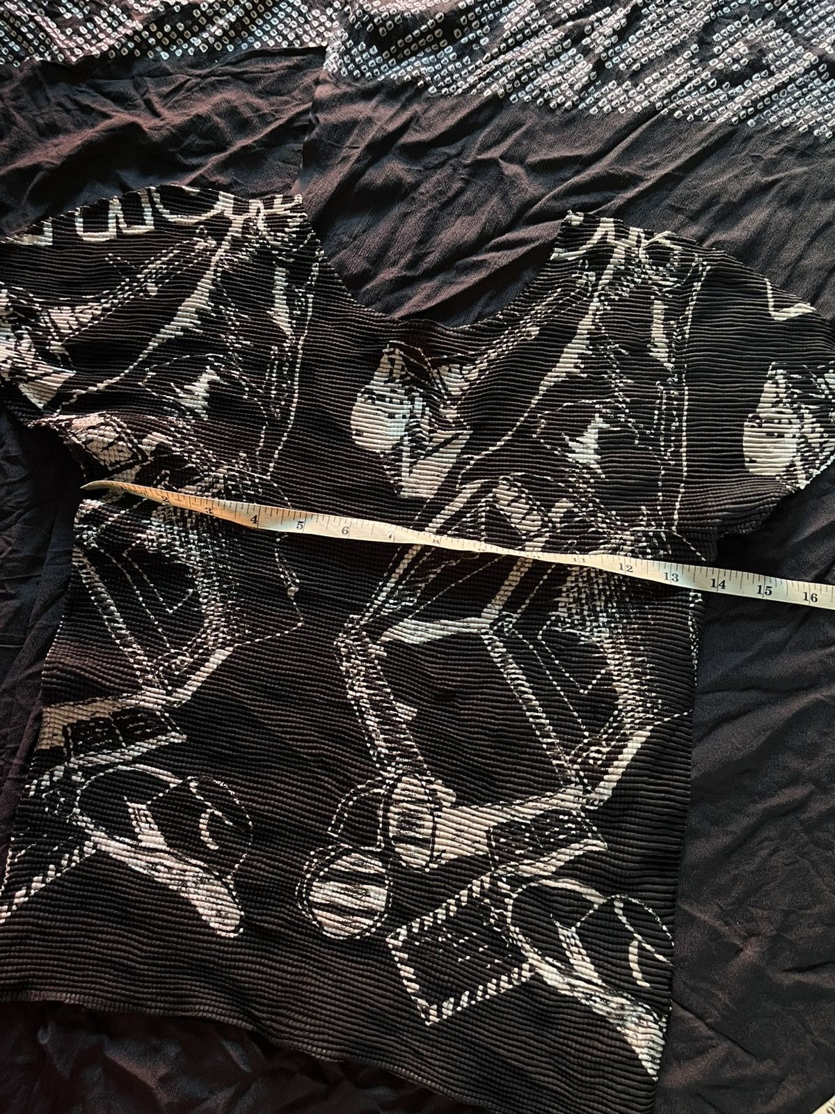 Pleats Please Issey Miyake Issey Miyake Me abstract print pleated tshirt Size S / US 4 / IT 40 - 6 Thumbnail