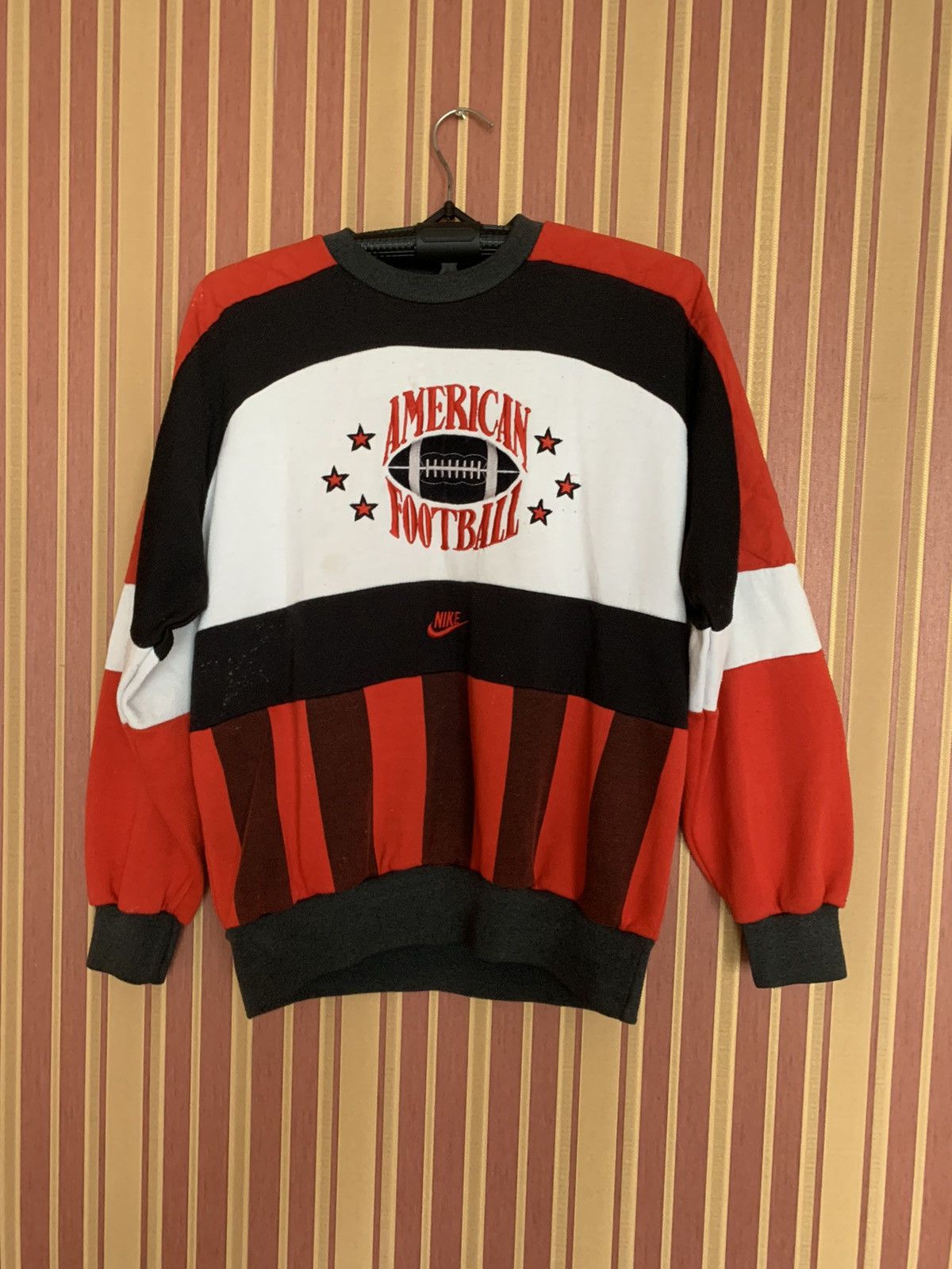 Vintage Rare Vintage 80s 90s NIKE AMERICAN FOOTBALL Sweatshirt Size US M / EU 48-50 / 2 - 1 Thumbnail