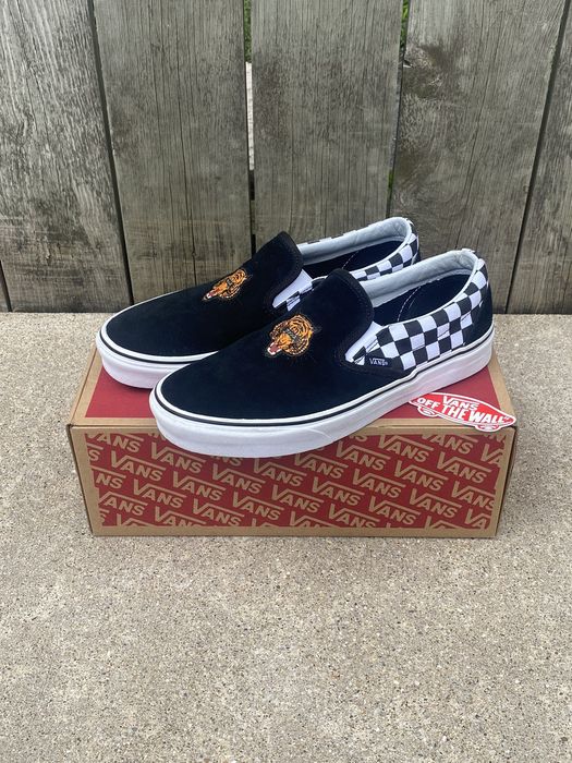 Tiger hot sale check vans