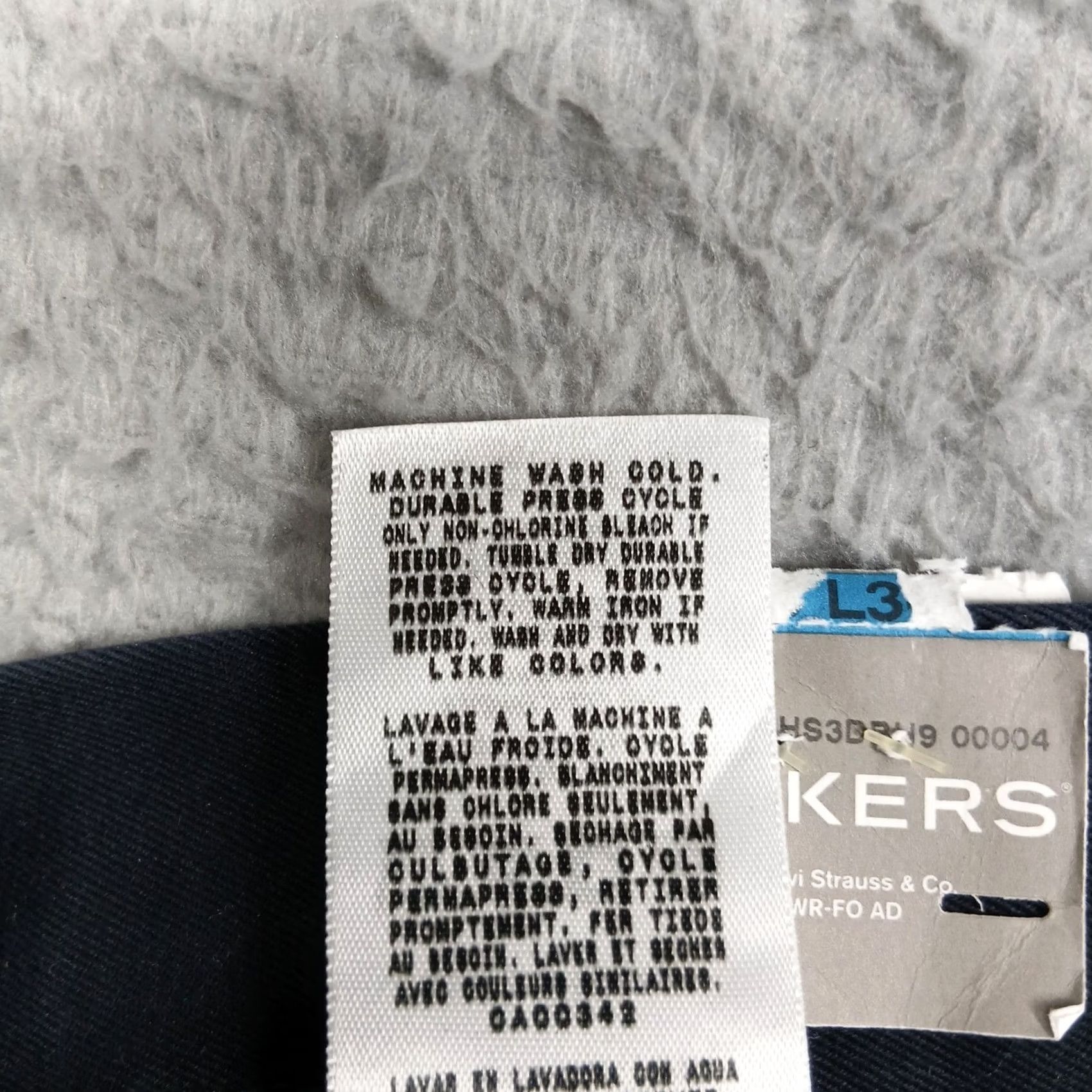 Dockers Dockers D3 Classic Fit Pleated Khaki Pants Men 36x34 Navy NWT Size US 36 / EU 52 - 6 Thumbnail