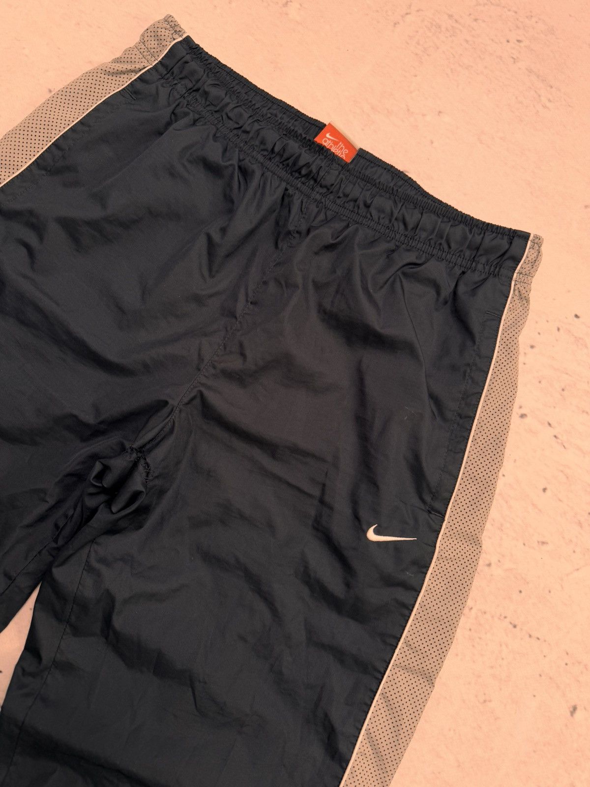 Nike × Vintage NIKE VINTAGE BASIC LOGO OVERSIZE BAGGY PANTS Size US 32 / EU 48 - 4 Thumbnail