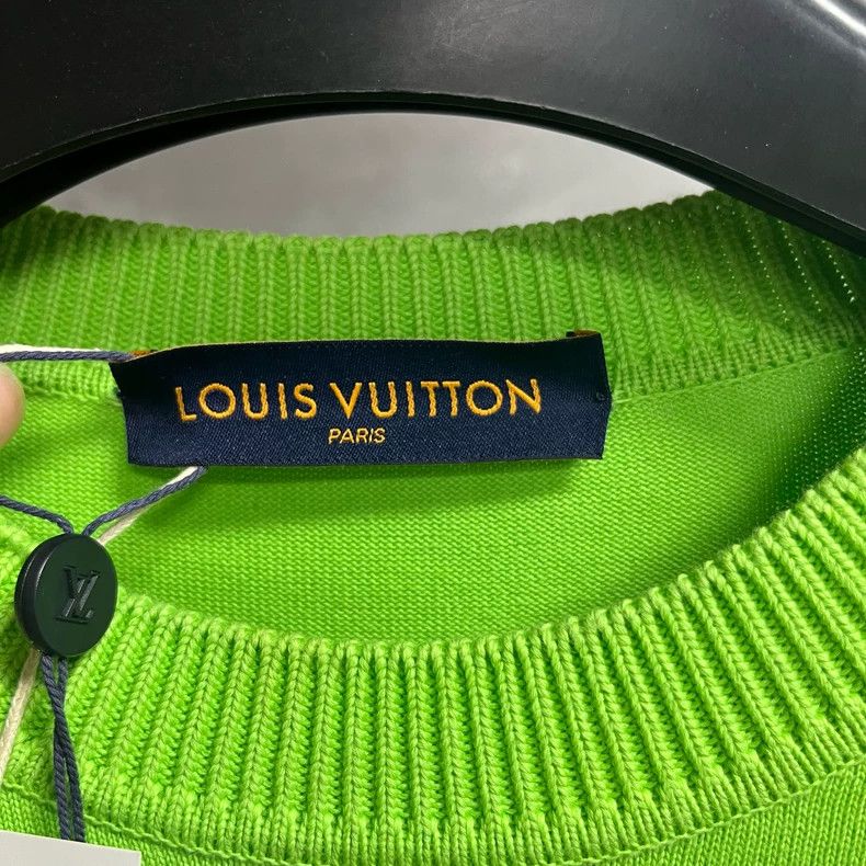 Louis Vuitton Louis Vuitton Green Solid Crew Neck Pullover Short Sleeve Size US S / EU 44-46 / 1 - 3 Thumbnail