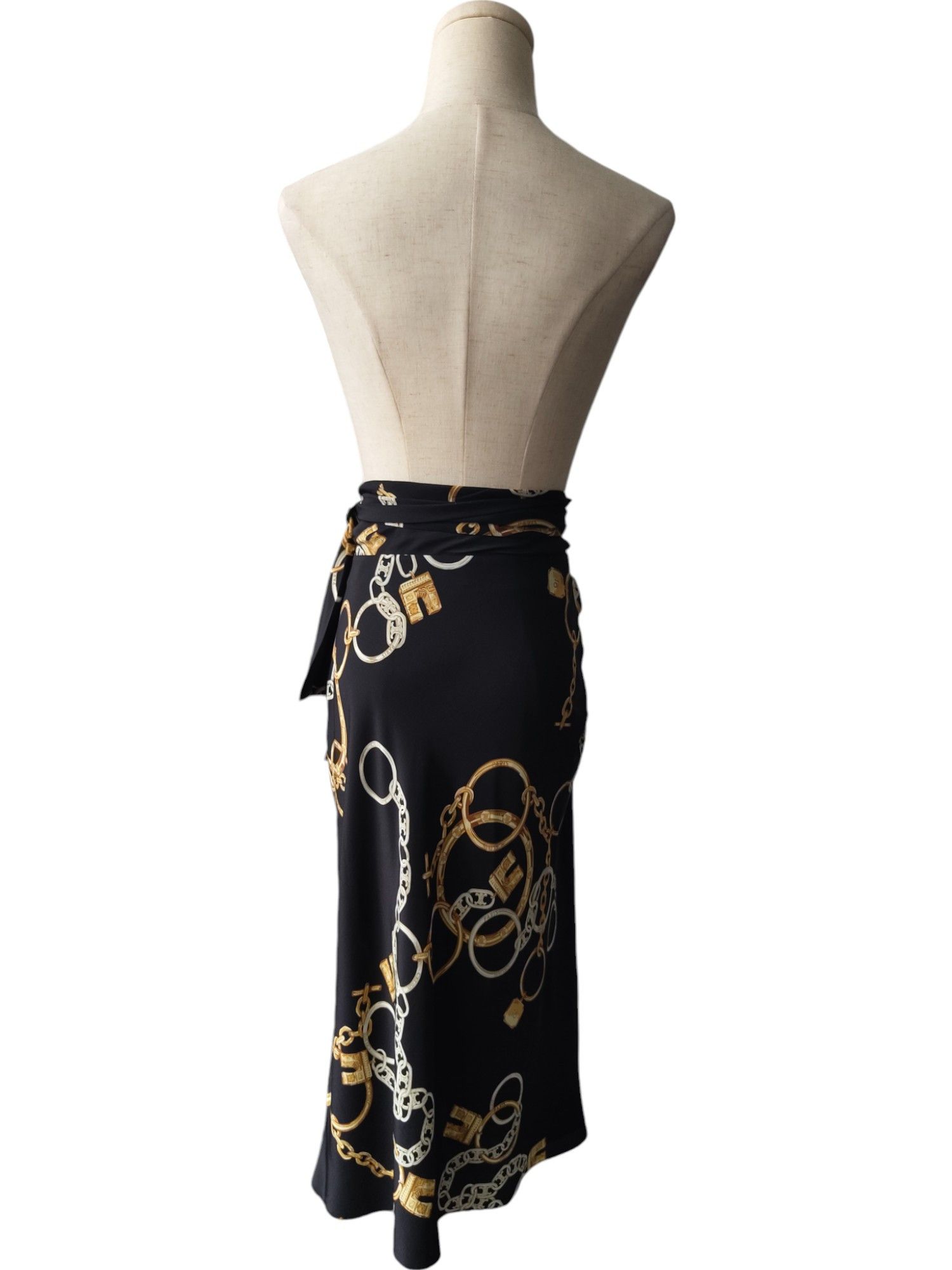 Celine Silk Skirt With Signature Celine Chain Graphics Size 26" / US 2 / IT 38 - 2 Thumbnail
