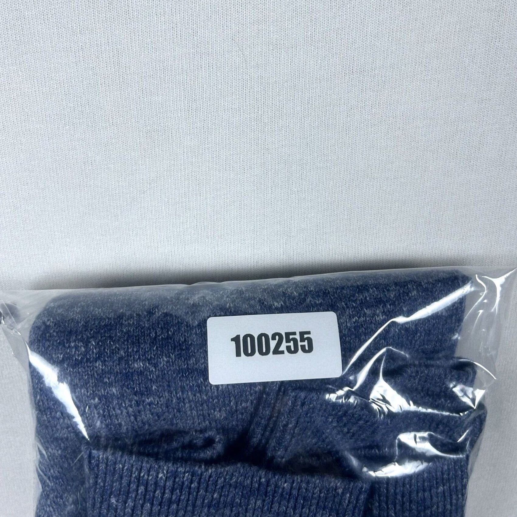 Gap Gap Men’s Blue V-Neck Lightweight Knit Cotton Blend Sweater Medium Size US M / EU 48-50 / 2 - 8 Thumbnail