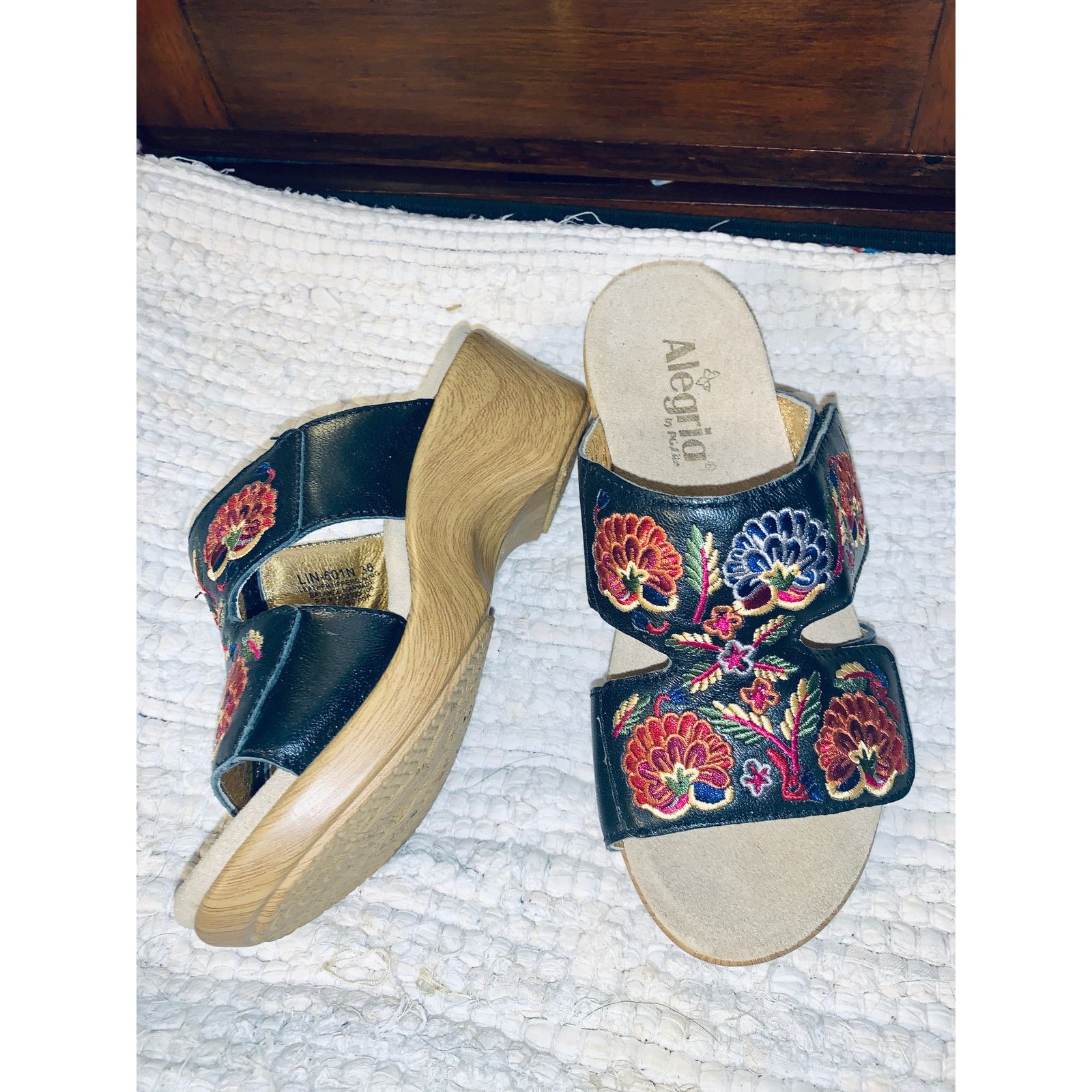 Other NEW ALEGRIA NAVY FLORAL EMBROIDERED LEATHER SANDALS CLOGS 38 Size US 8 / IT 38 - 1 Thumbnail