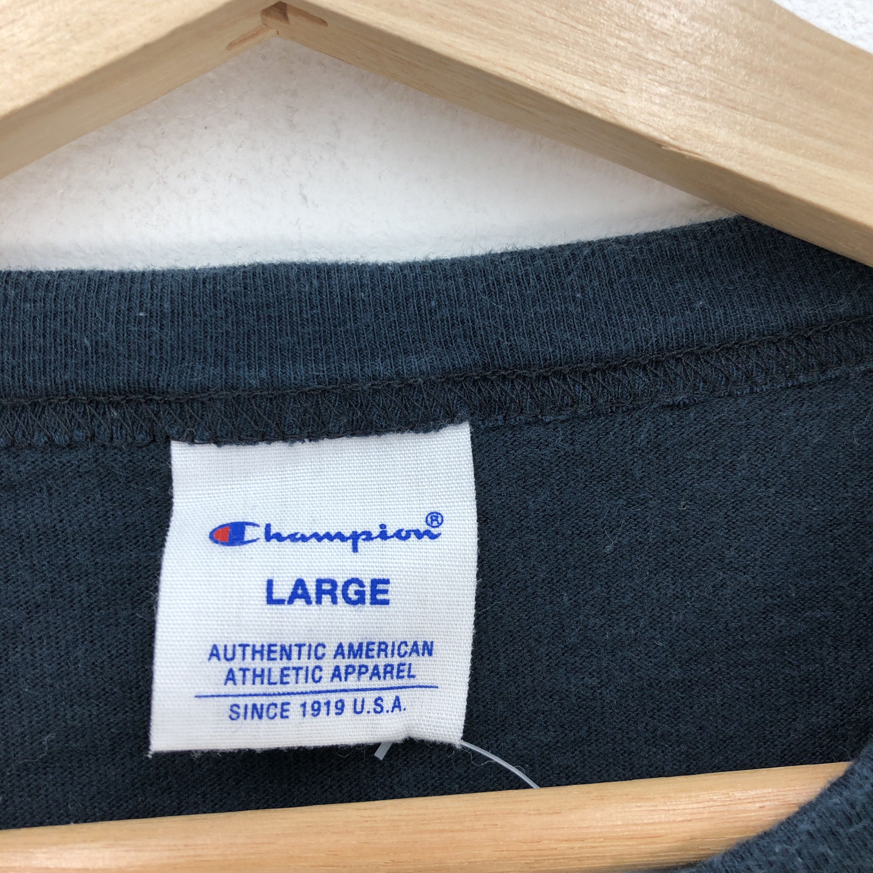 Champion Vintage Y2K Champion Tshirt Champion Athletic Apparel Tees Size US L / EU 52-54 / 3 - 3 Thumbnail