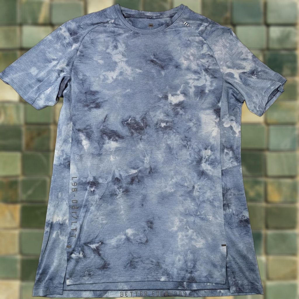 Lululemon Lululemon Shirt Mens Medium Blue LTT Short Sleeve Athletic Performance Running Size US M / EU 48-50 / 2 - 1 Thumbnail
