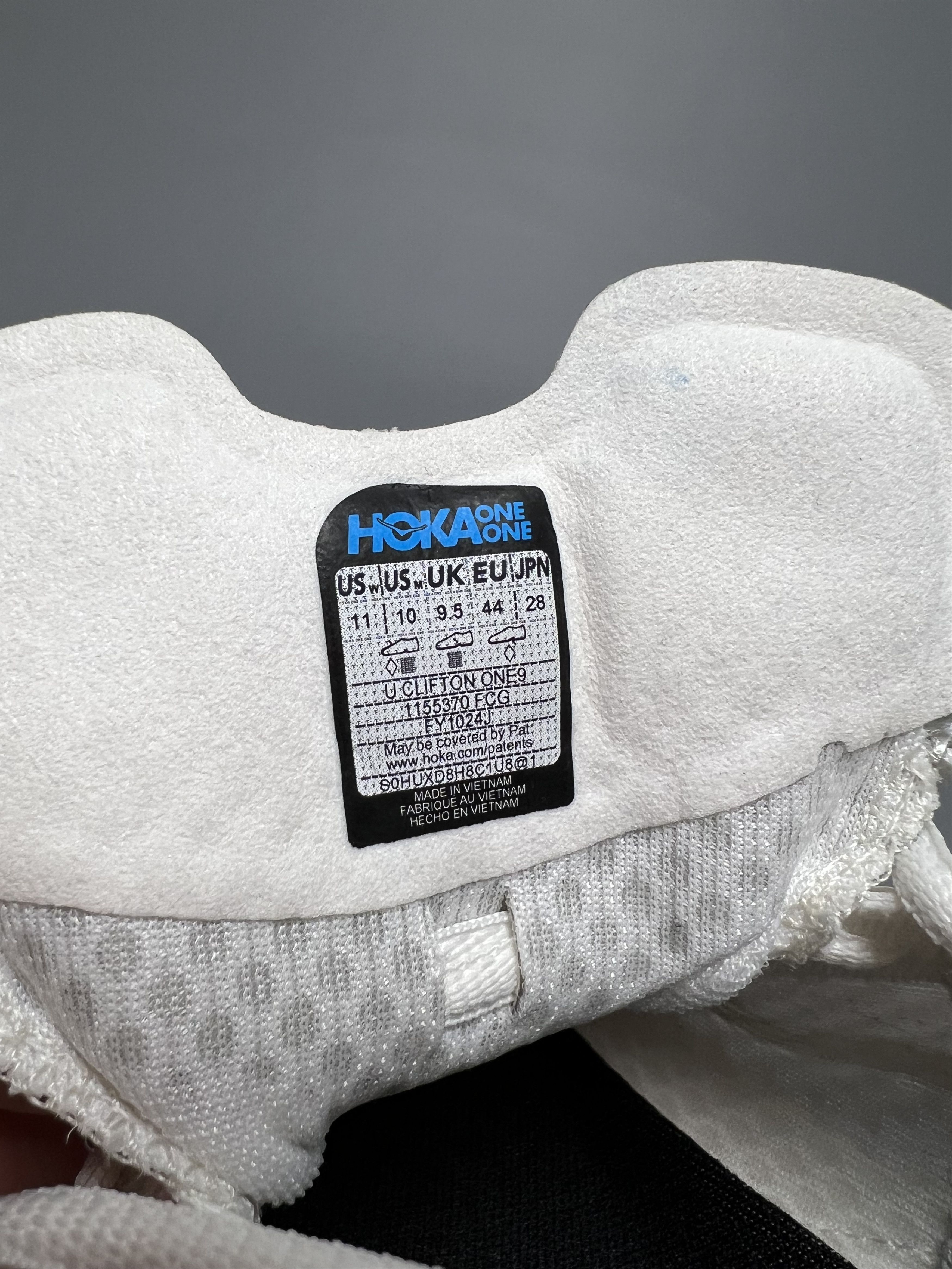 Hoka Hoka One One Clifton One9 Men’s Running Shoes 1155370-FCG Size US 10 / EU 43 - 18 Thumbnail