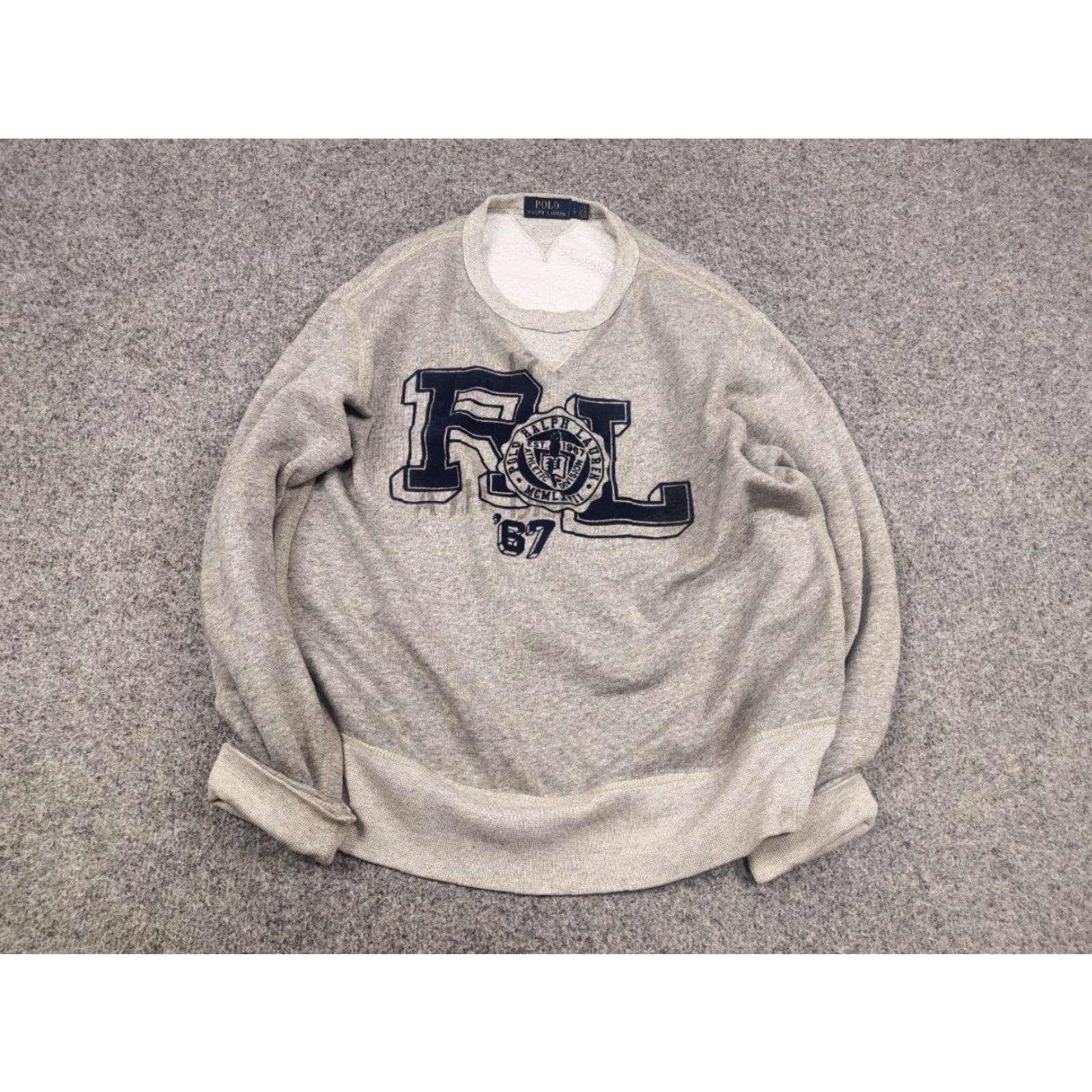 Polo Ralph Lauren Polo Ralph Lauren athletic division Varsity Logo Military Sweatshirt Shirt Mens L Gray 90s City Classic Logo Polo Sweatshirt Size US L / EU 52-54 / 3 - 2 Thumbnail