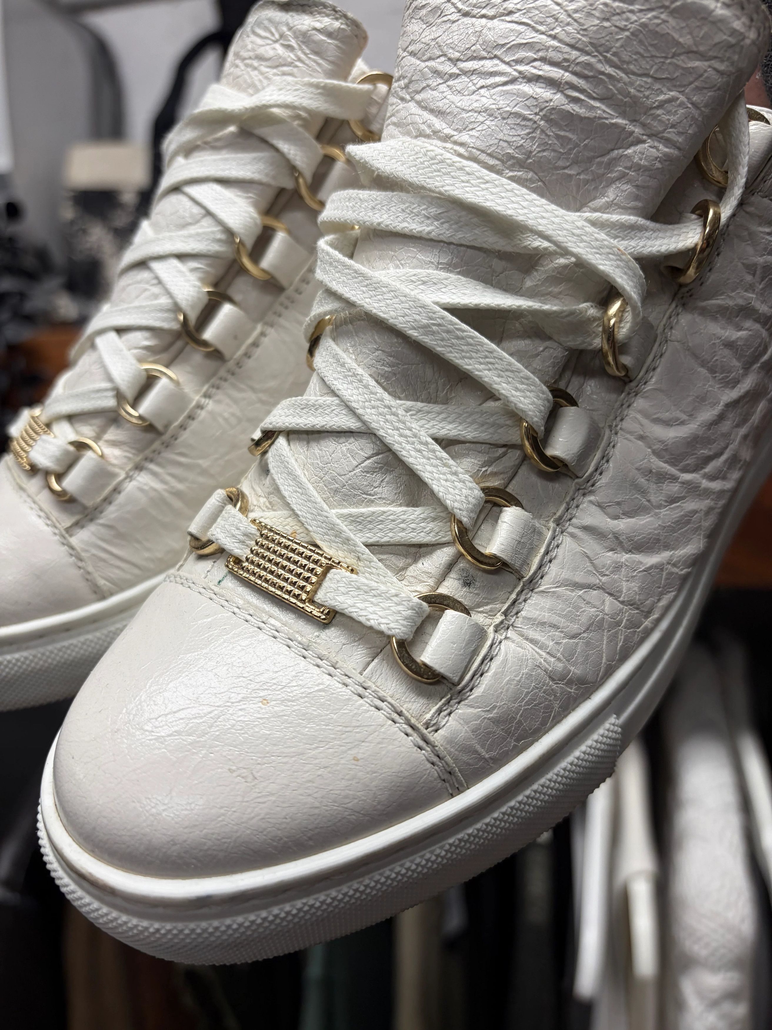 Balenciaga Balenciaga White ‘Arena’ Low Top Sneakers Size US 7 / IT 37 - 2 Thumbnail