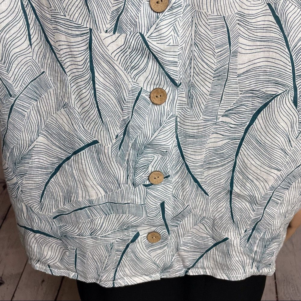 Elie Tahari NWT New Tahari Linen Top Feathers Print Size L Size L / US 10 / IT 46 - 9 Thumbnail