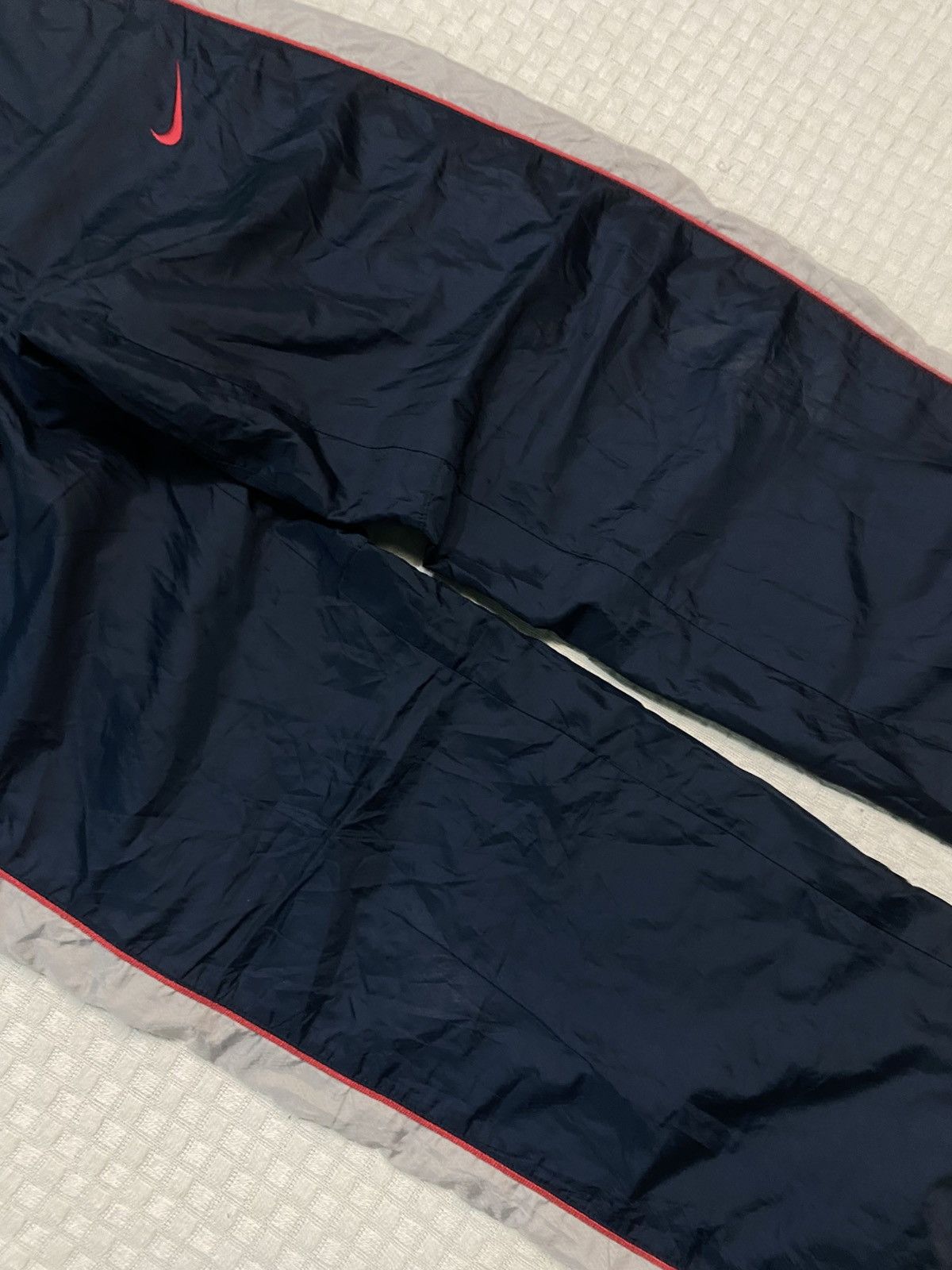 Bodega × Nike 💥 VINTAGE NIKE 90S BAGGY WIDE LEG SWOOSH TRACK PANTS Y2K Size US 36 / EU 52 - 4 Thumbnail