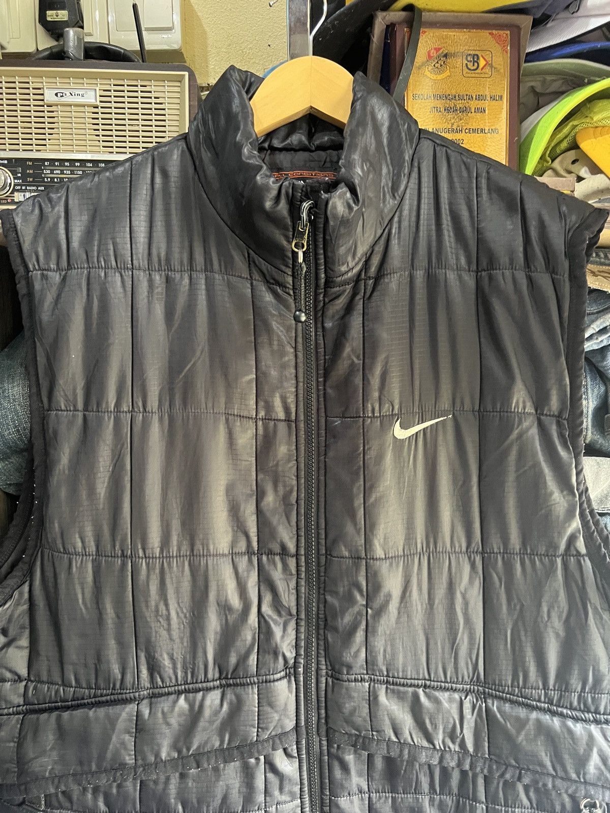 Nike ACG 🔥Vintage Nike ACG Primaloft Quilted Vest Size US L / EU 52-54 / 3 - 5 Thumbnail
