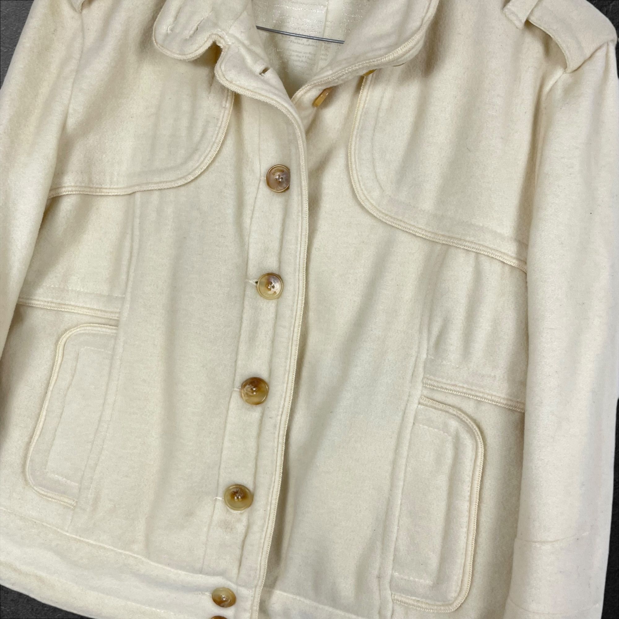 Vintage JOHN GALLIANO BEIGE WOOL CROPPED MILITARY STYLE JACKET Size M / US 6-8 / IT 42-44 - 2 Thumbnail