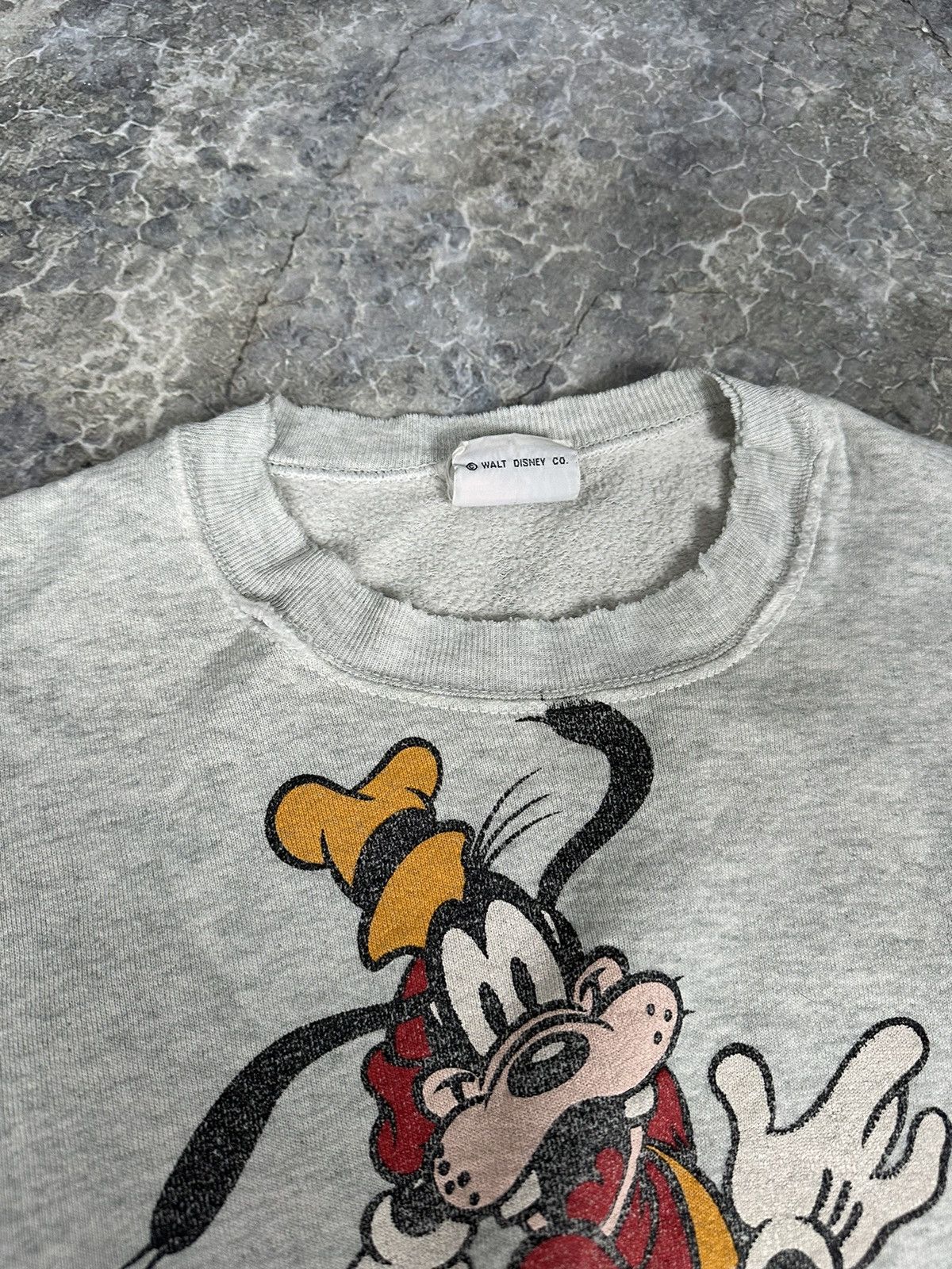 Disney × Vintage Vintage Distressed Goofy Crewneck Size US M / EU 48-50 / 2 - 4 Thumbnail