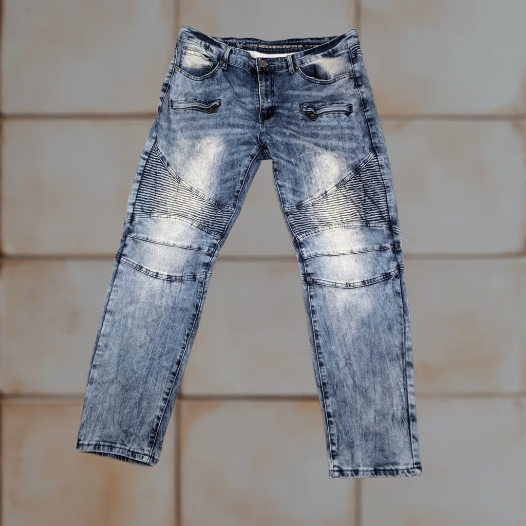 Vintage V1969 Jeans Mens 38x32 Blue Distressed Biker Moto Slim Fit Zipper Pockets Stretch Denim Jeans Mens Regular 38in XS? (Note: Correction) Size US 38 / EU 54 - 1 Thumbnail