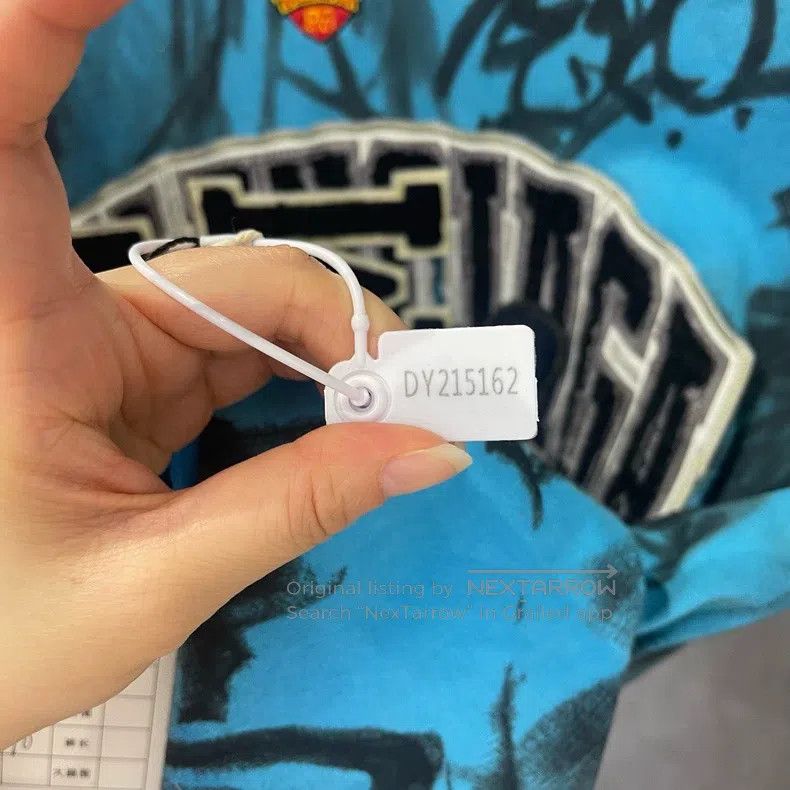 Balenciaga Balenciaga Manchester United Blue Graffiti Lettering Short Size US M / EU 48-50 / 2 - 5 Thumbnail