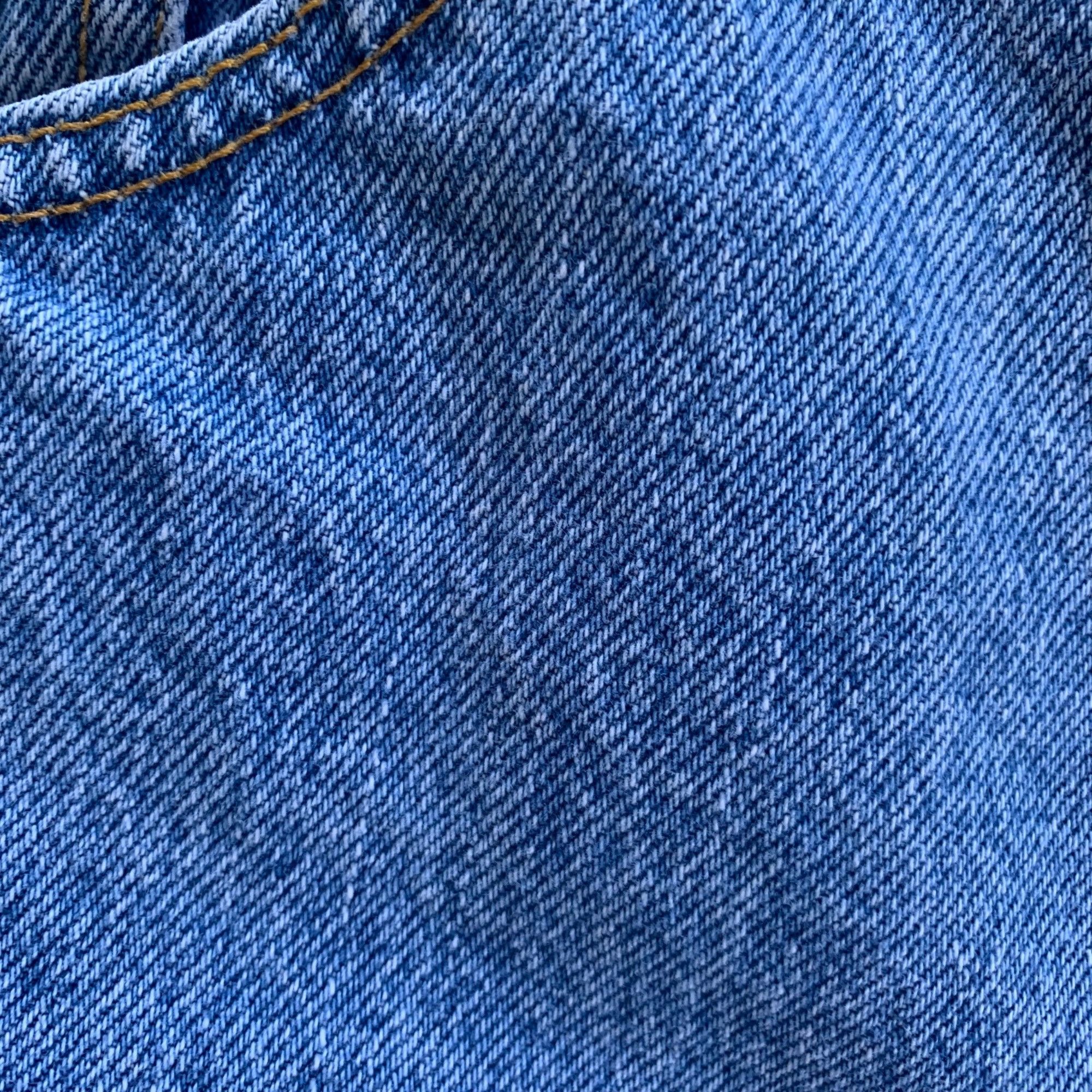 Levi's Vintage Levi's Classic Relaxed 550 Light Wash High Rise Deni Size 30" / US 8 / IT 44 - 8 Thumbnail