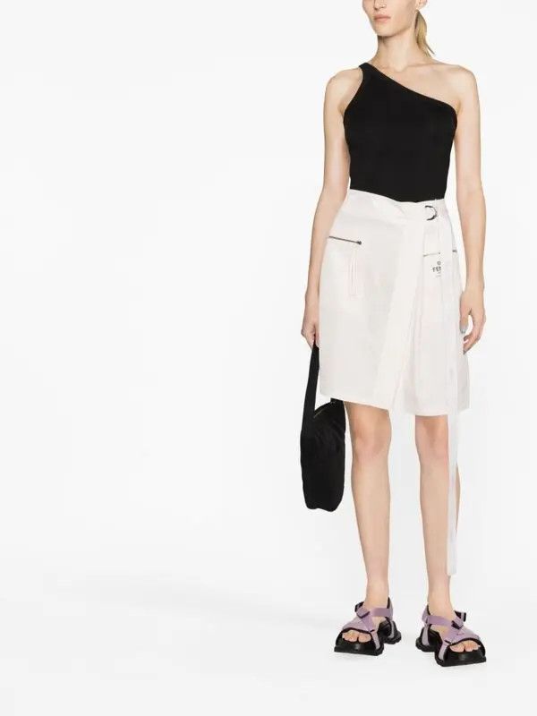 Fendi o1y0925 Mini Skirt in Light Pink Size 27" / US 4 / IT 40 - 4 Thumbnail