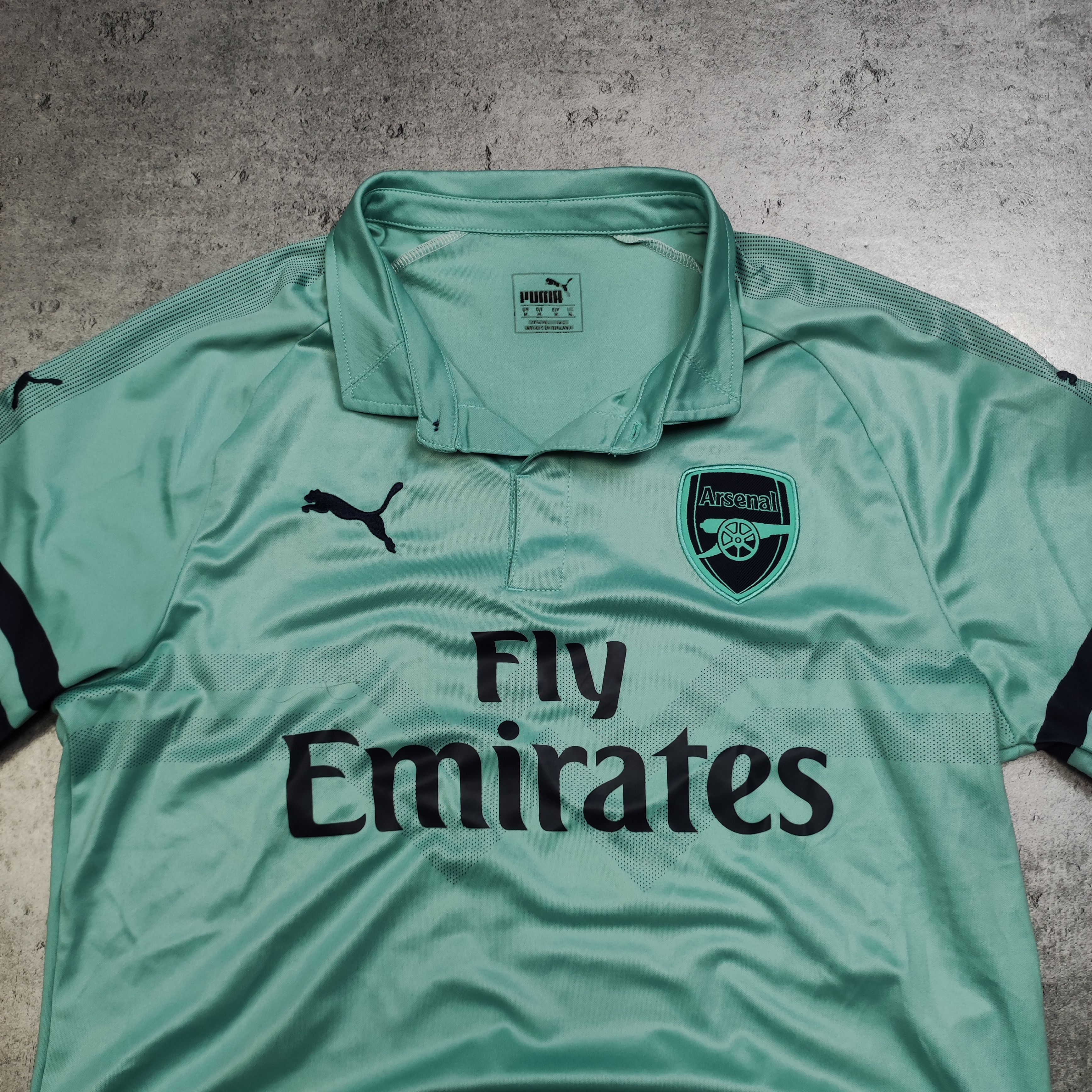 Puma RARE Puma x Arsenal London Third 2018 Football Jersey Size US M / EU 48-50 / 2 - 4 Thumbnail
