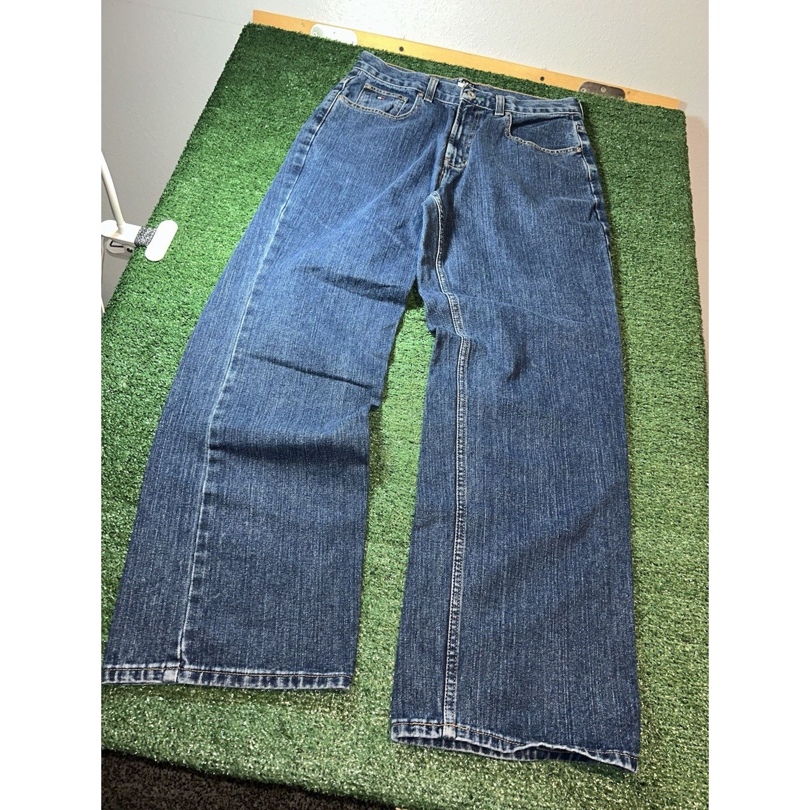 Tommy Hilfiger Vintage Tommy Hilfiger Jeans Men 31x32 Fit Baggy Y2K Size US 31 - 8 Thumbnail