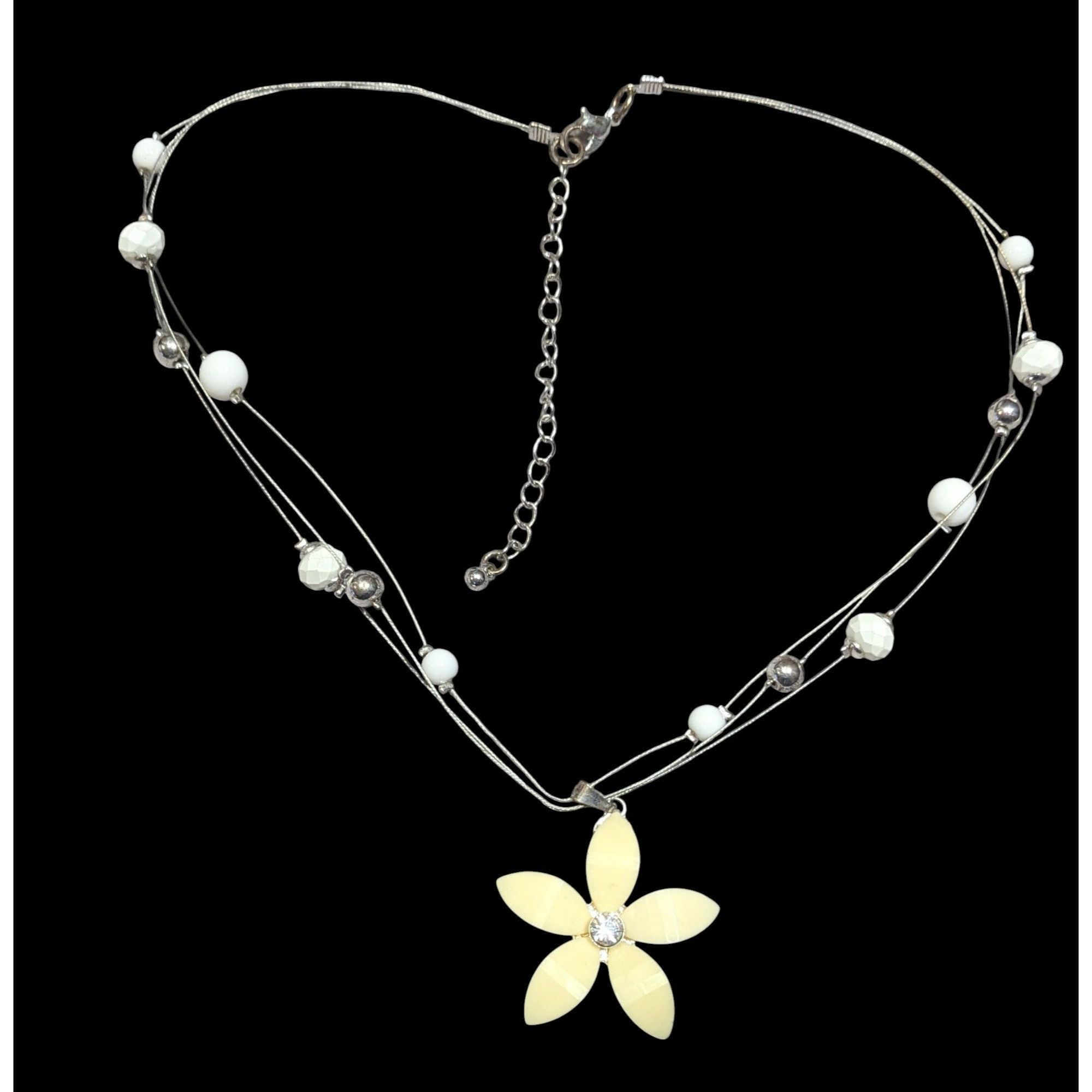 Other Fairycore Spring Themed Floral Floating Necklace Size ONE SIZE - 1 Thumbnail