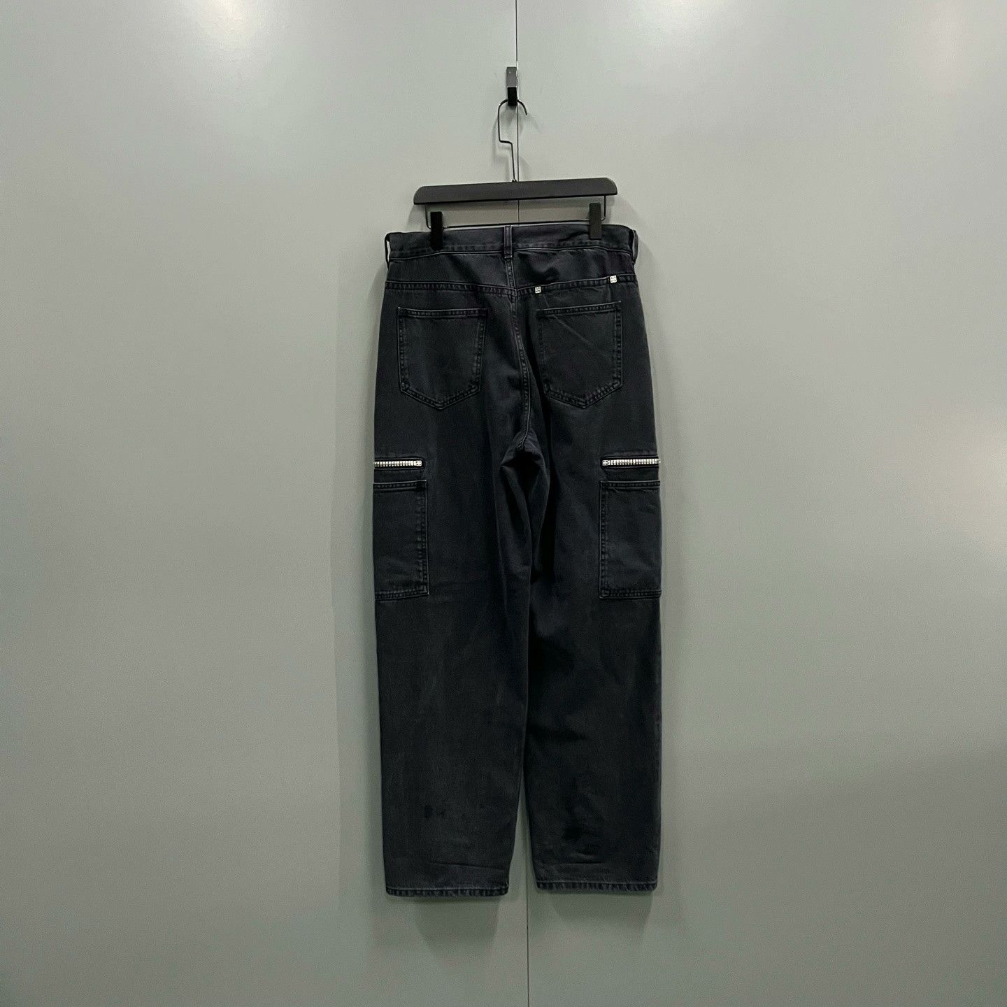 Givenchy Givenchy Black Zipper Pocket Jeans Size US 33 - 3 Thumbnail