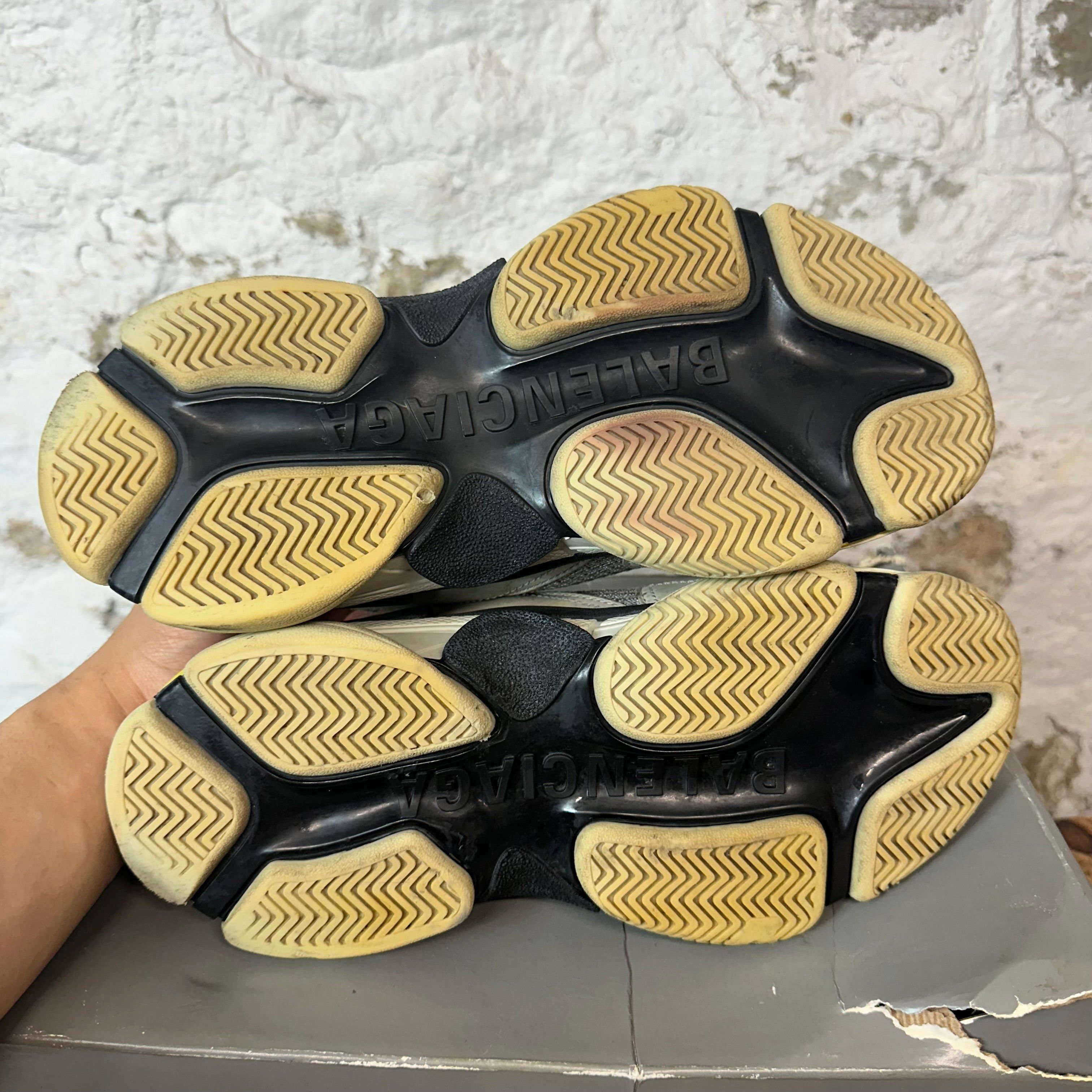 Balenciaga Balenciaga Triple S Gray Yellow Sz 6.5 (39) Size US 6.5 / EU 39-40 - 7 Thumbnail