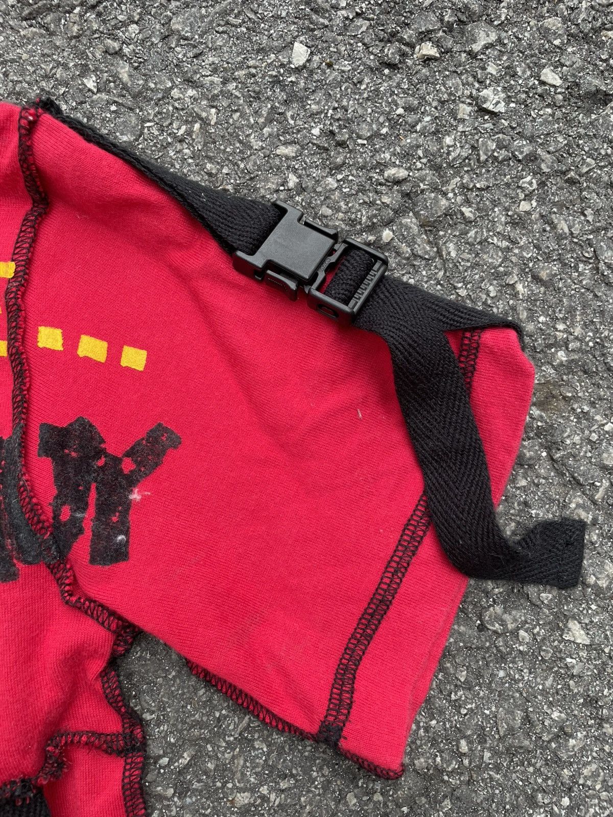 Seditionaries Here There | Punk Petit Tshirt Size XS / US 0-2 / IT 36-38 - 4 Thumbnail