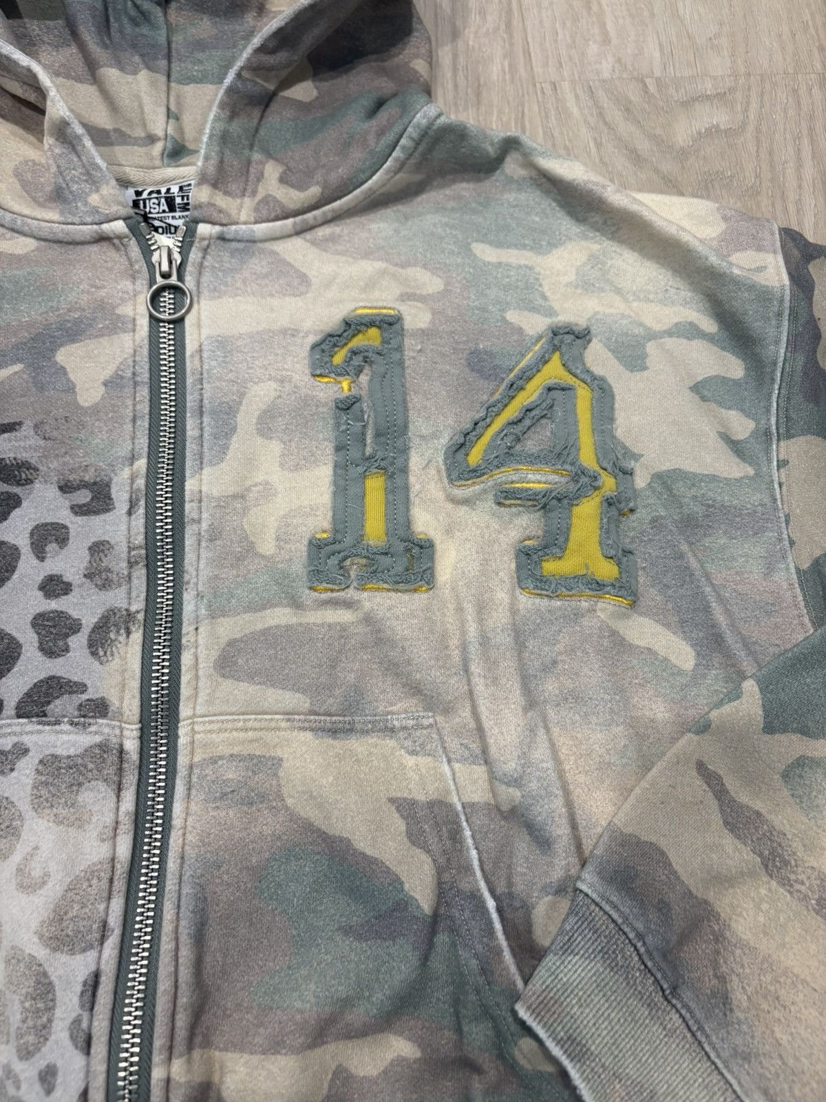Vale Vale “Cheetah Camo” Zip Up Size XL🐆🪖 Size US XL / EU 56 / 4 - 3 Thumbnail