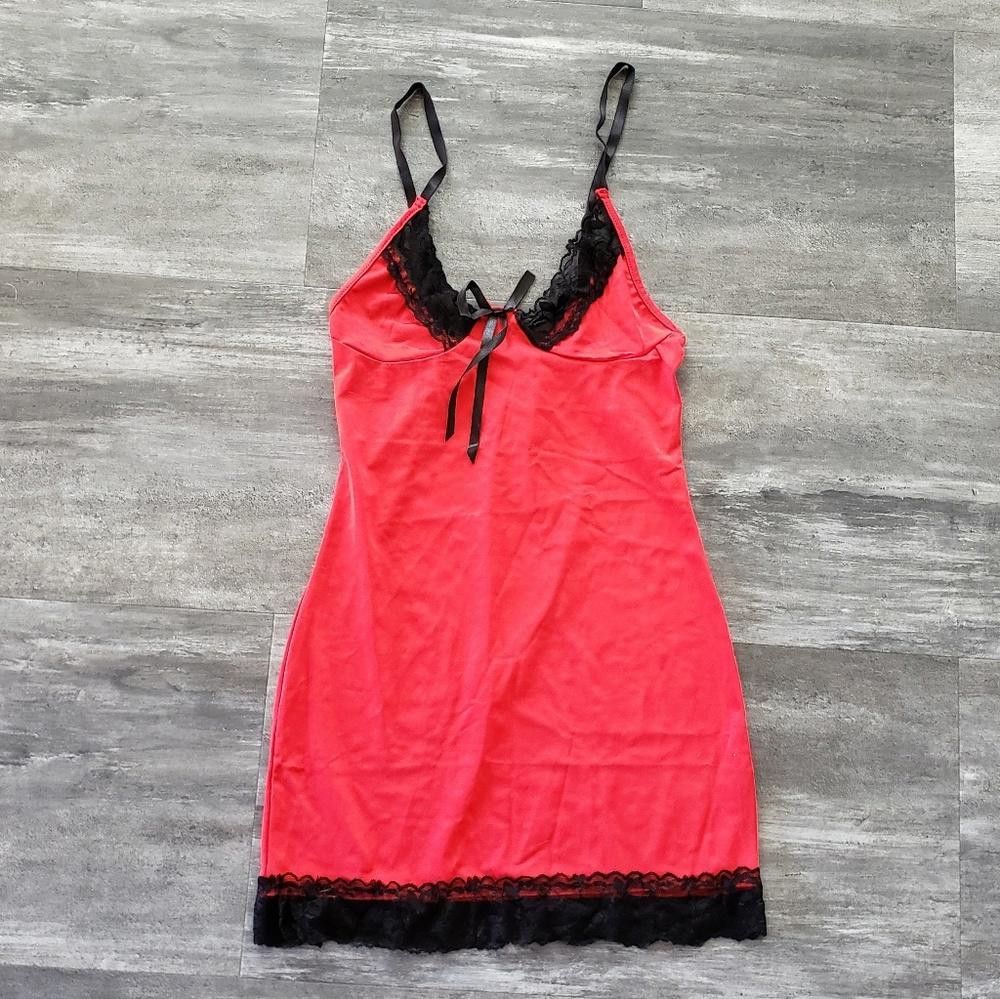 Designer Red Black Lace Detailed Lingerie Slip Size ONE SIZE - 1 Thumbnail