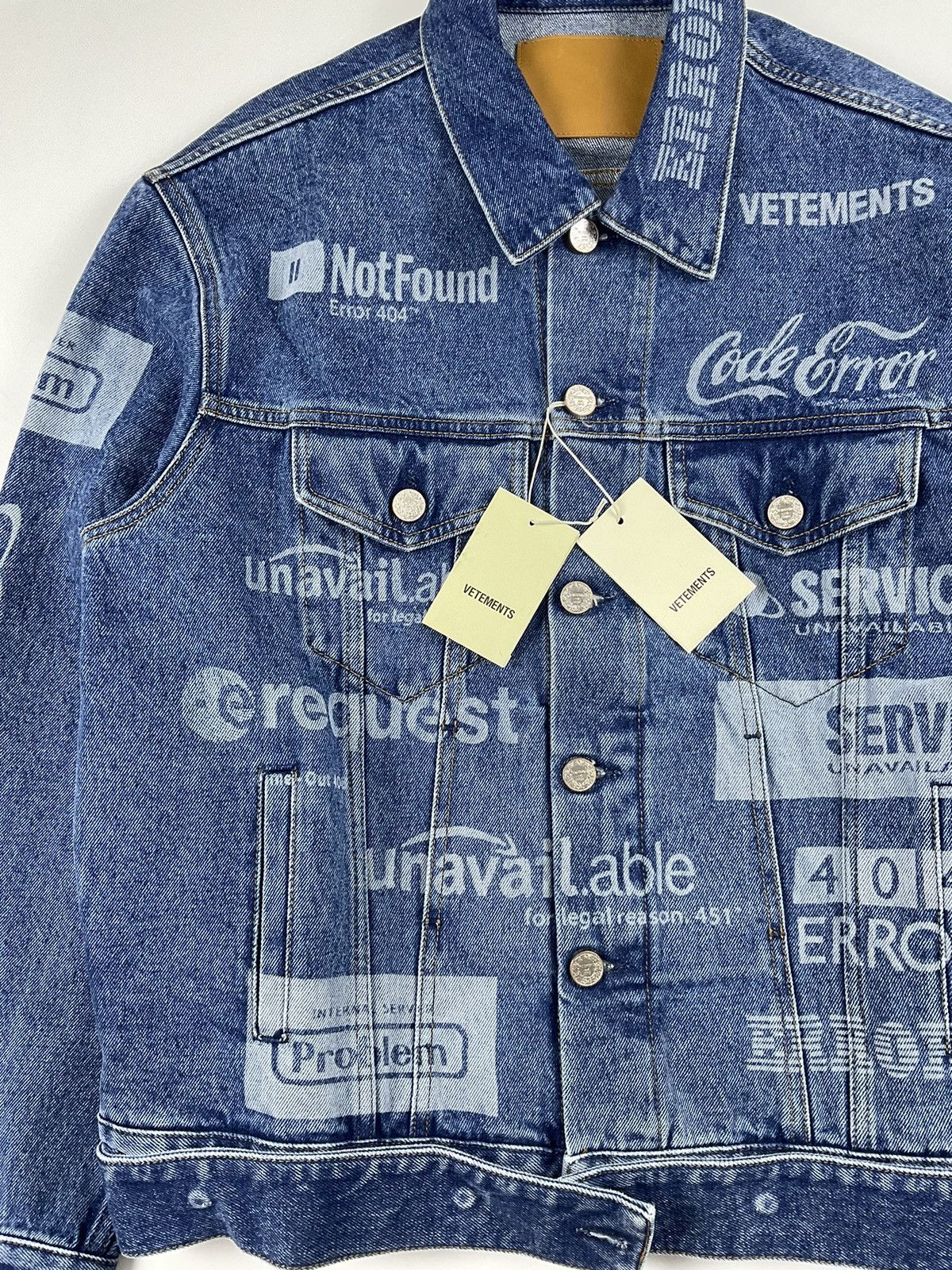 Vetements Vetements F/W'19 Error-Print Denim Jacket Size US M / EU 48-50 / 2 - 5 Thumbnail