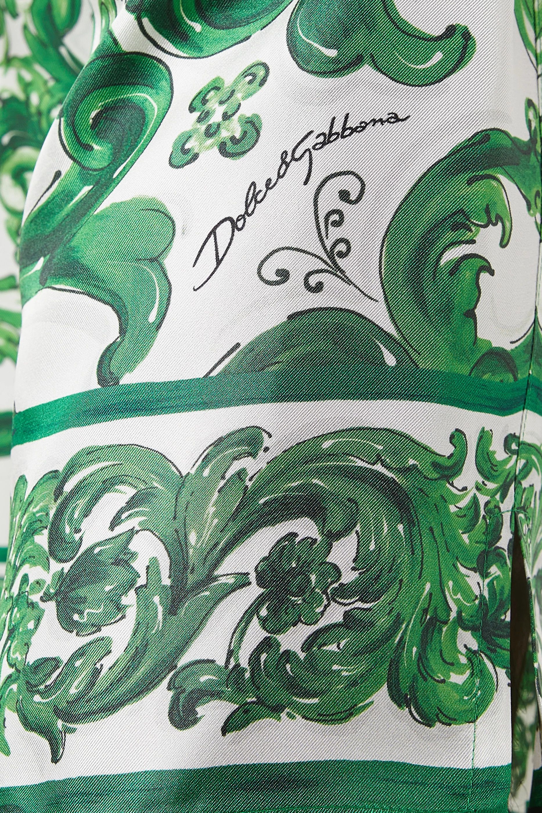 Dolce & Gabbana o1s22i1n0924 Bermuda Short in White Green Size US 34 / EU 50 - 4 Thumbnail