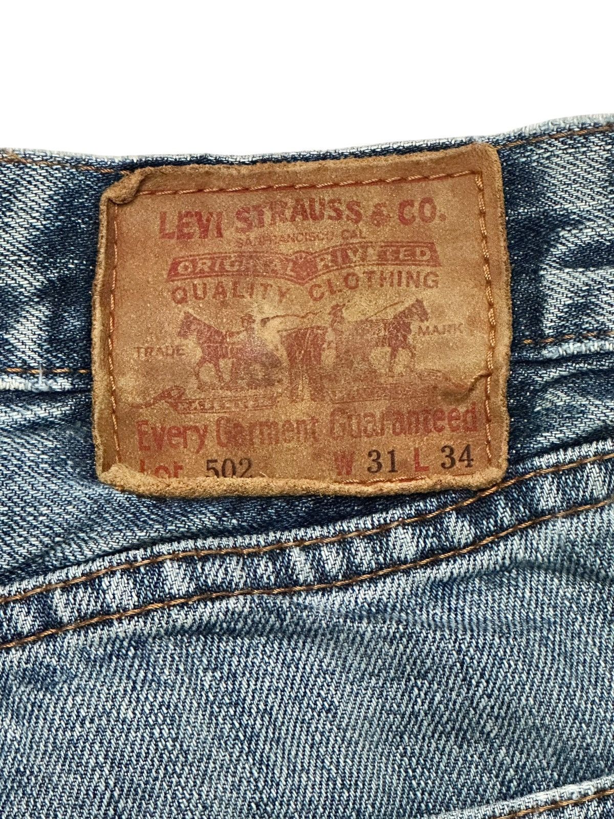 Levi's Levi's 502 Regular Fit With a Tapered Leg Faded & BlueWash Size US 31 - 9 Thumbnail