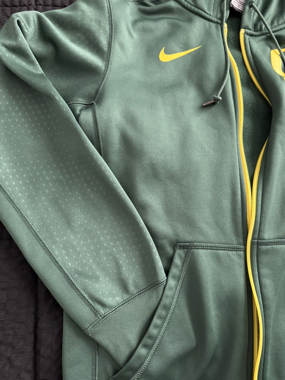 Nike Nike Oregon ducks therm fit Size US S / EU 44-46 / 1 - 4 Thumbnail