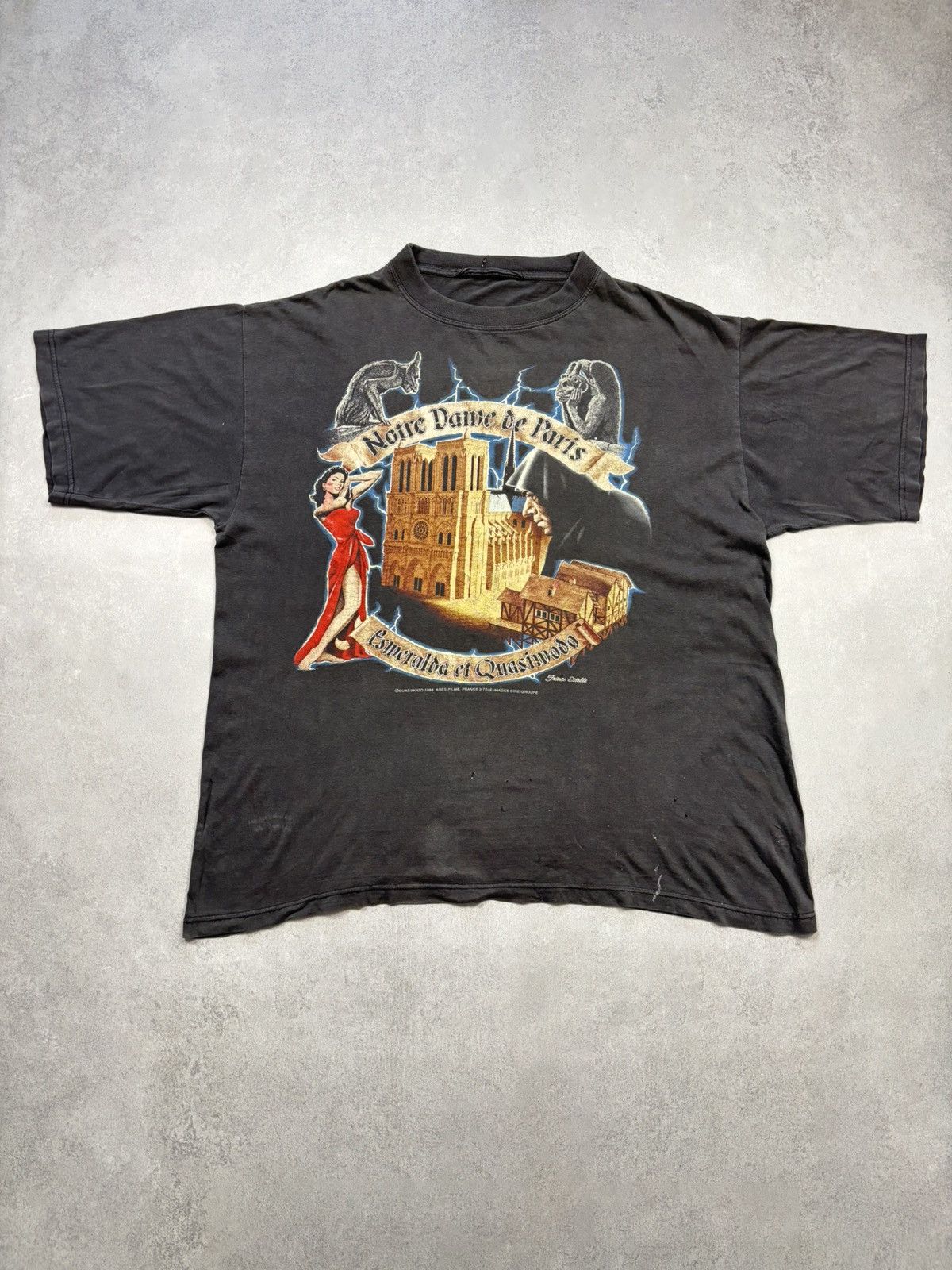 Vintage Vintage 1996 Quasimodo Notre Dame De Paris T Shirt Movie Tee Size US XL / EU 56 / 4 - 1 Thumbnail