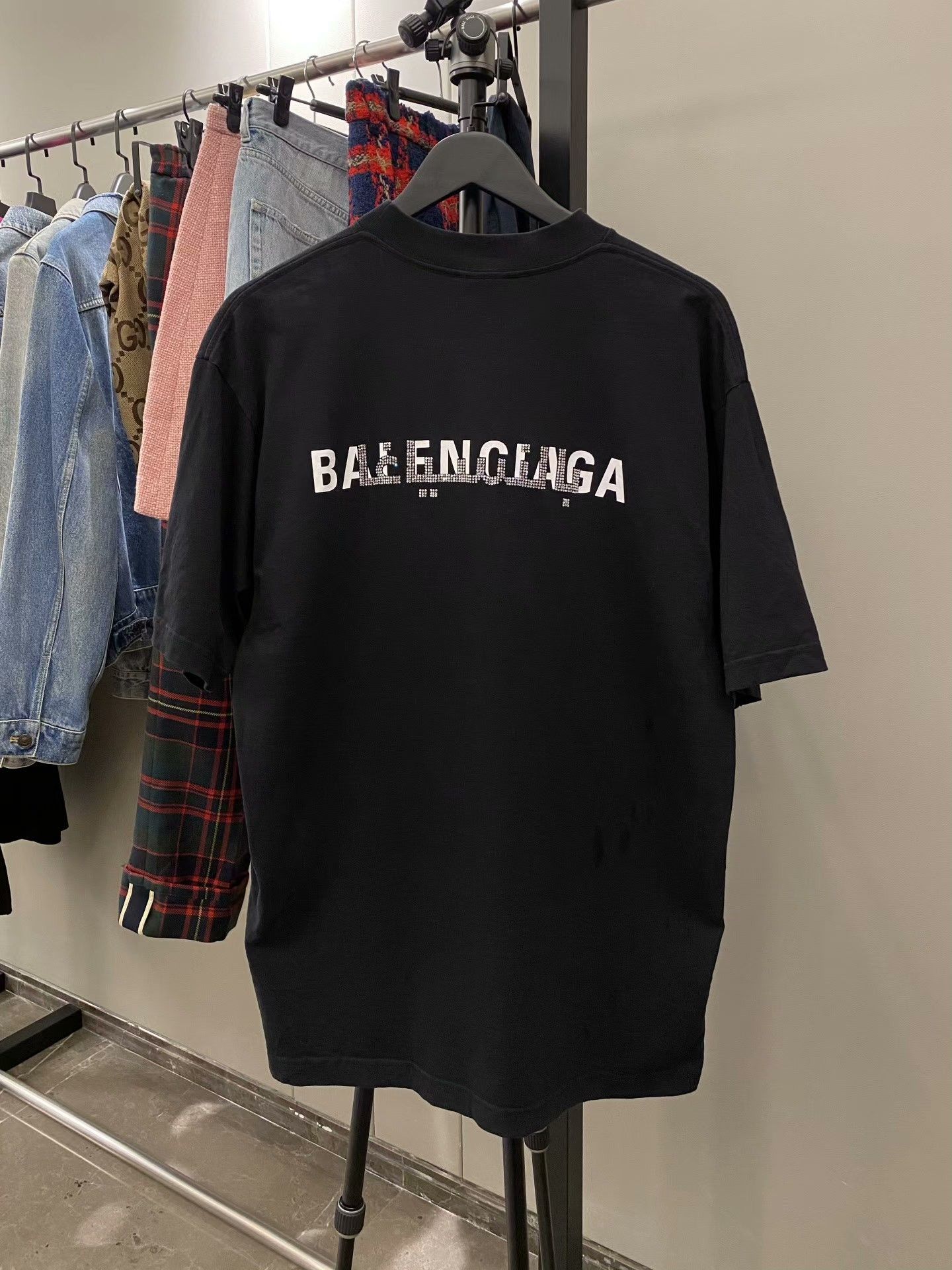 Balenciaga Balenciaga Rare Black T-Shirt m Men Size US M / EU 48-50 / 2 - 1 Thumbnail