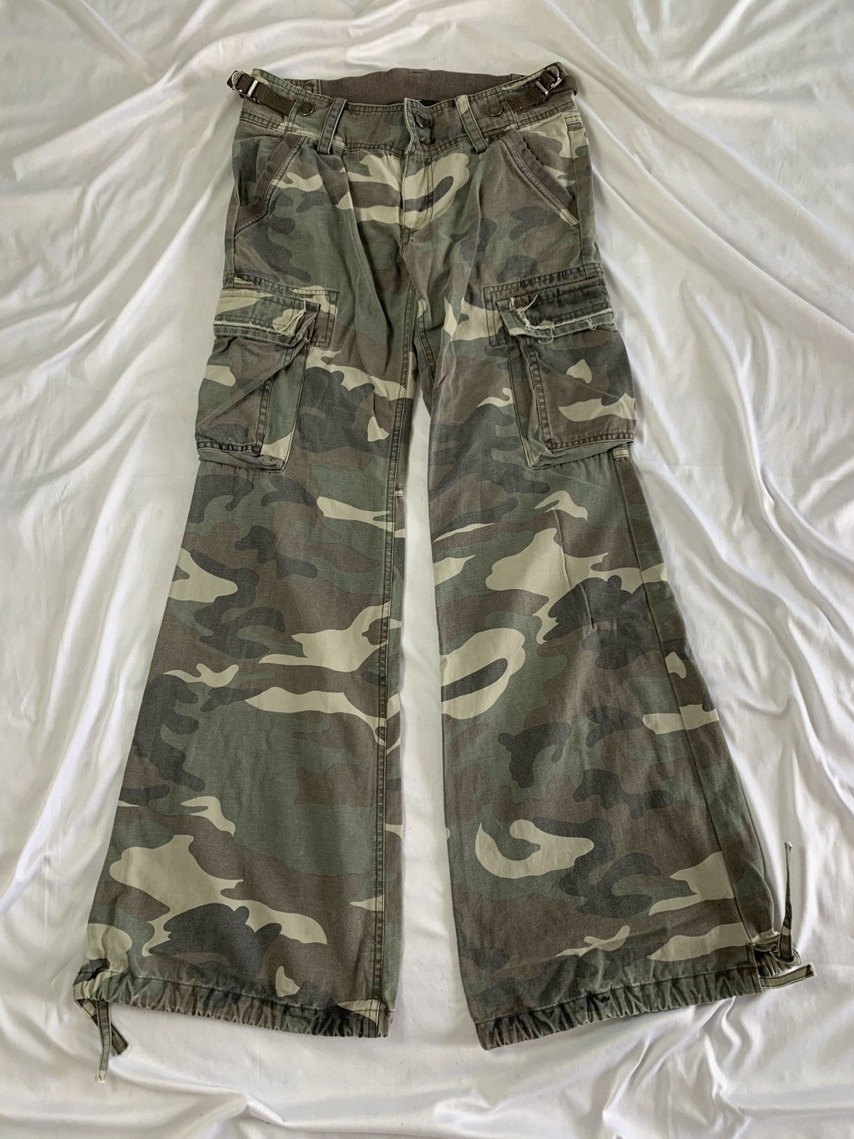 Le Grande Bleu (L.G.B.) Flare bell bottom goa style camo japanese brand Size US 28 / EU 44 - 1 Thumbnail