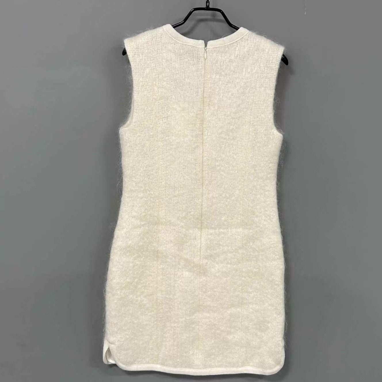 Chanel Chanel 25 Mohair Cream Sleeveless Dress 34 (New, Tags) Size XS / US 0-2 / IT 36-38 - 3 Thumbnail