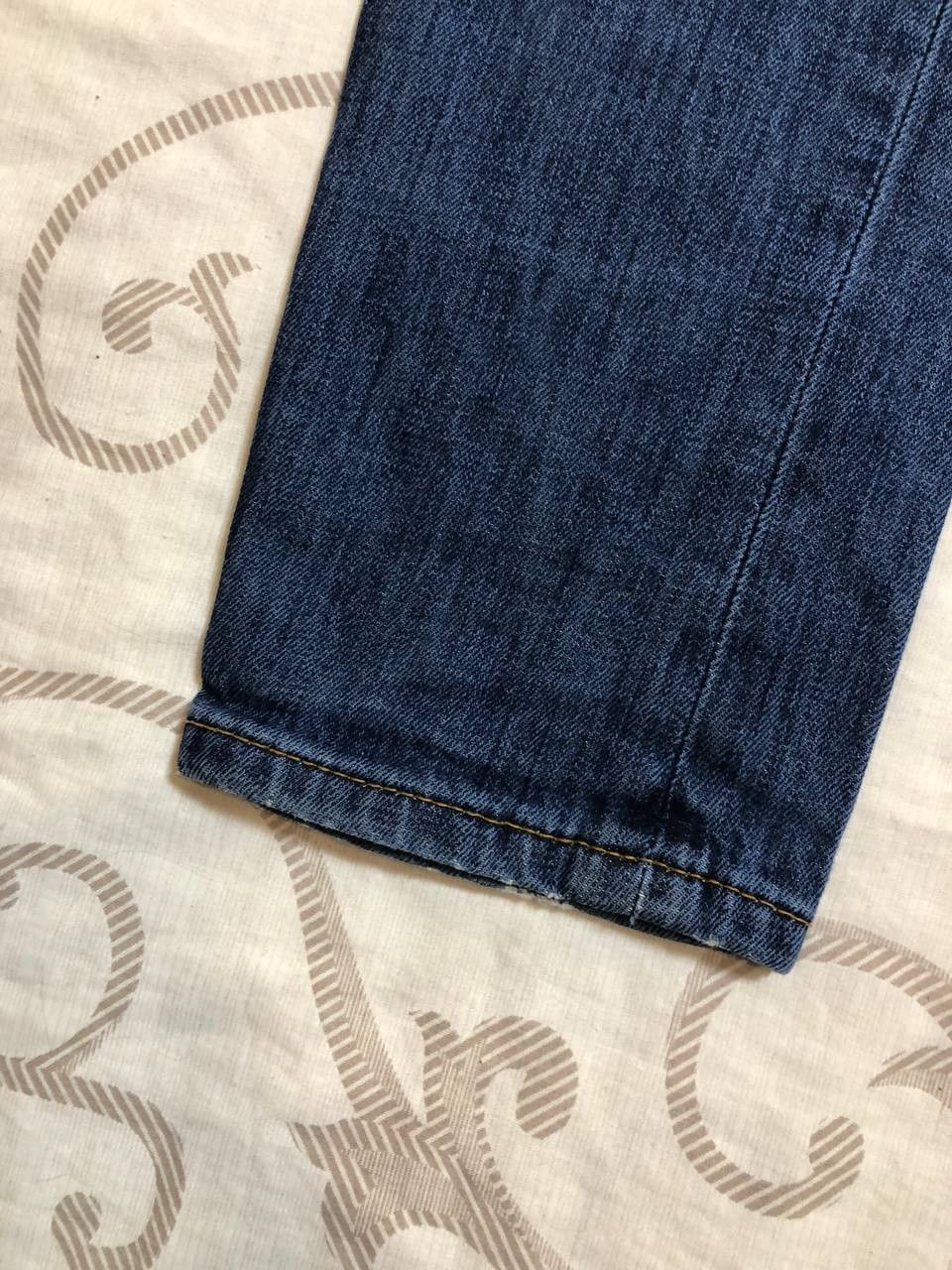 Levi's Vintage Levi's Light Wash Jeans 90s Distressed Faded Size US 31 - 6 Thumbnail