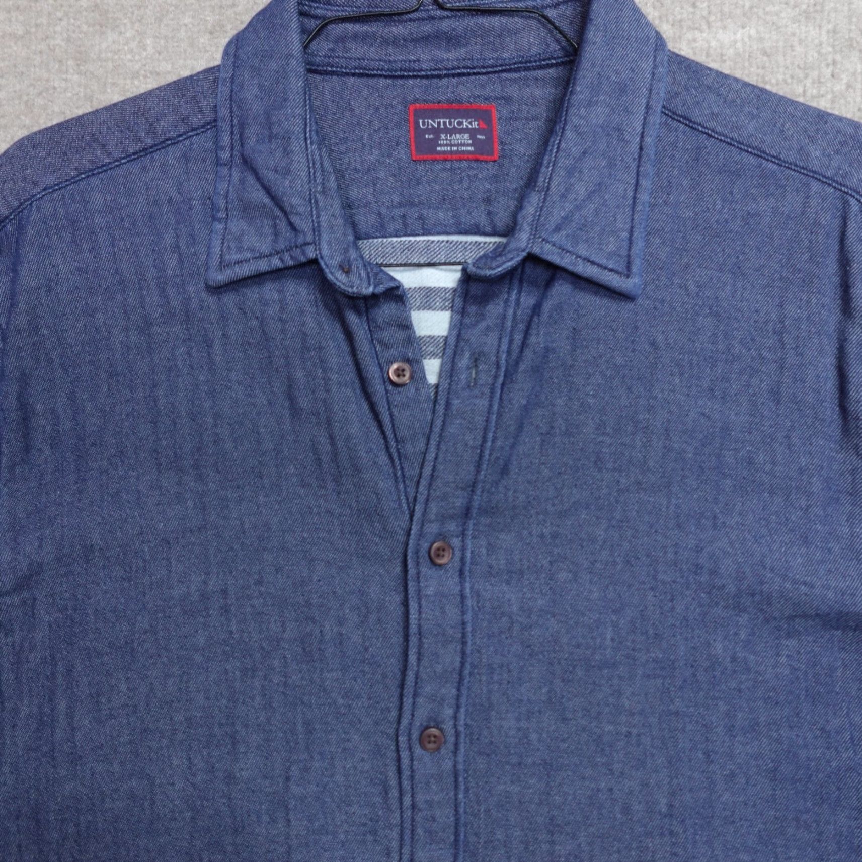 UNTUCKit UNTUCKit Shirt XL Blue Solid Lined Stripe Dessilani Mens Long Sleeve Button-Up Size US XL / EU 56 / 4 - 2 Thumbnail