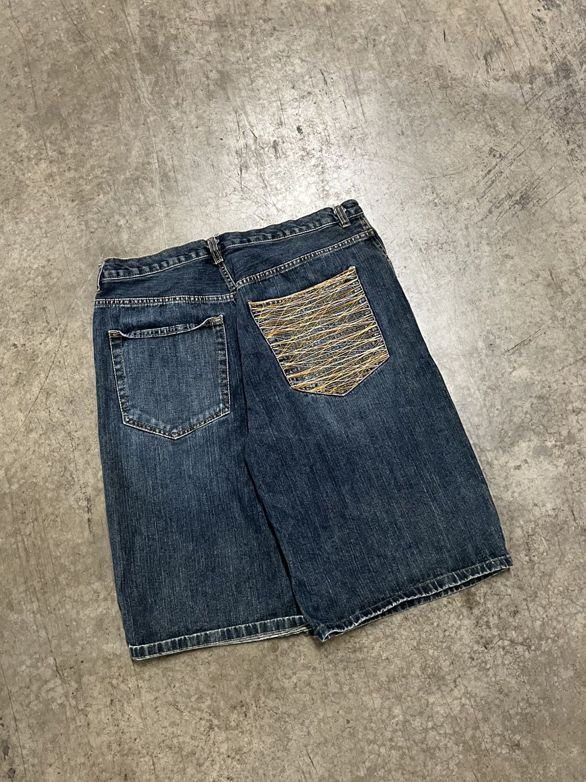 Southpole Y2K baggy fit embroidered jorts skater streetwear hype rare Size US 36 / EU 52 - 1 Thumbnail