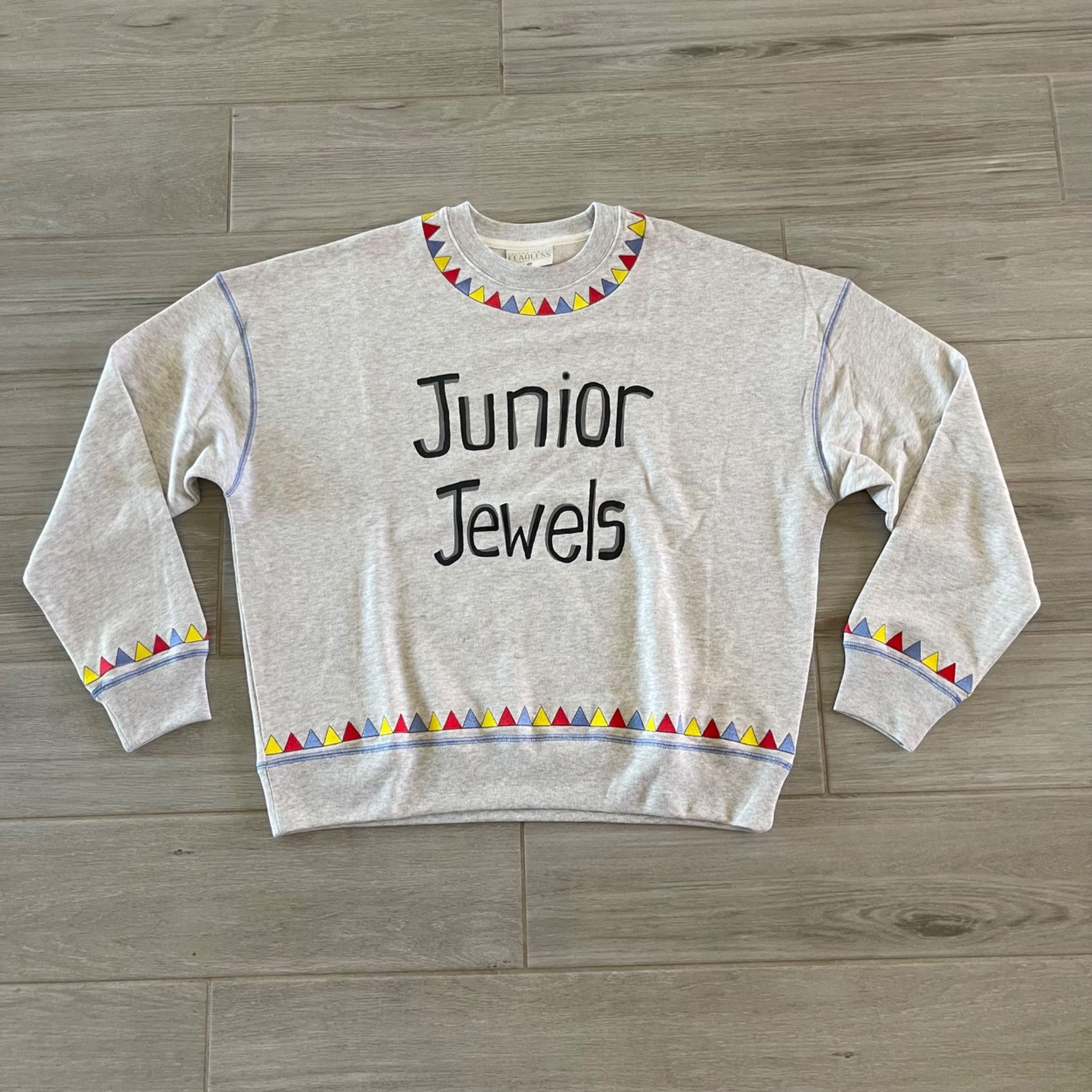 Band Tees NEW TAYLOR SWIFT JUNIOR JEWELS CREWNECK SWEATSHIRT MEDIUM Size M / US 6-8 / IT 42-44 - 2 Thumbnail