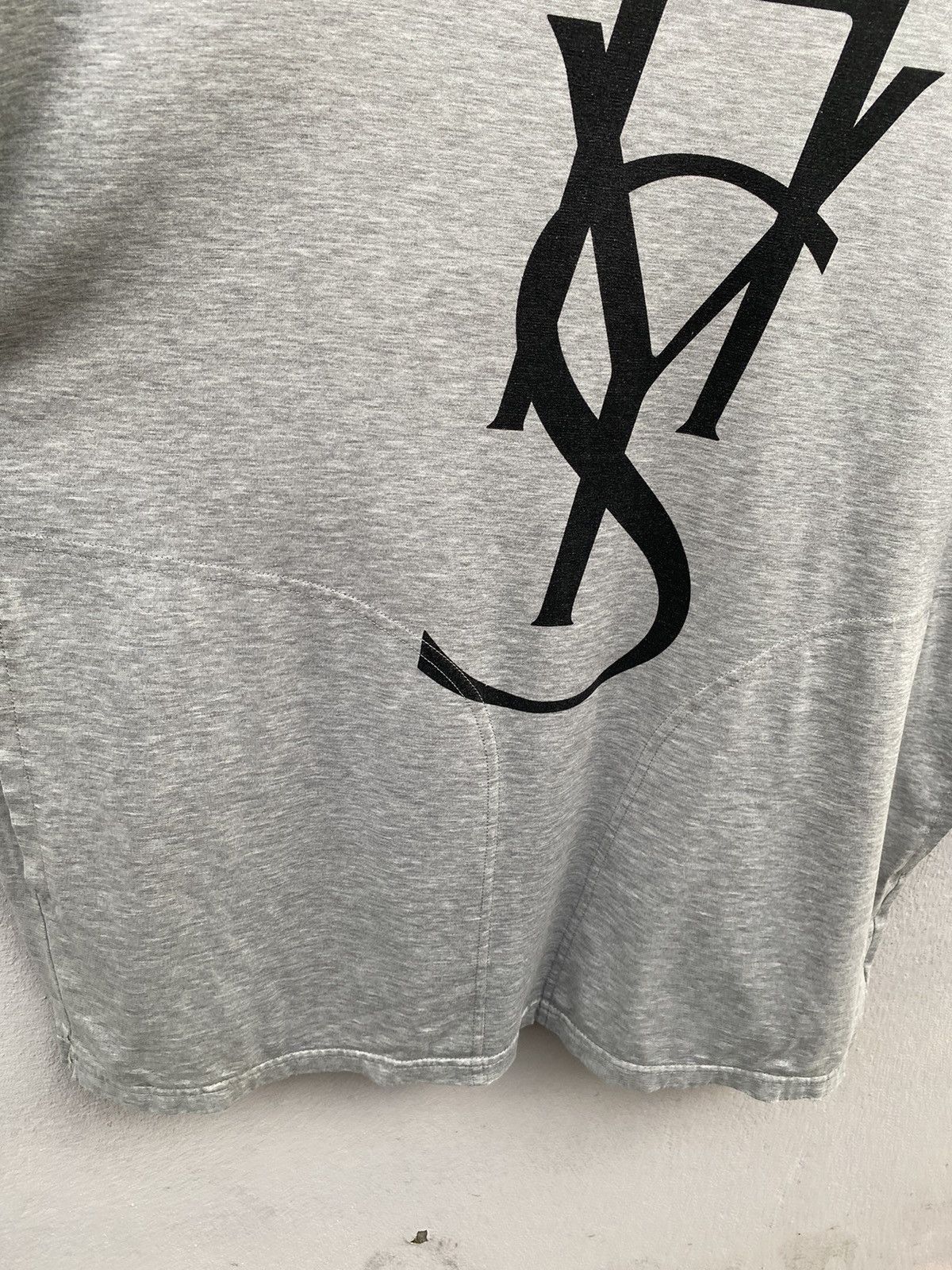 Hysteric Glamour 🔥Distressed/Rugged Hysteric Glamour Ripoff YSL Logo Tshirt Size US L / EU 52-54 / 3 - 8 Thumbnail