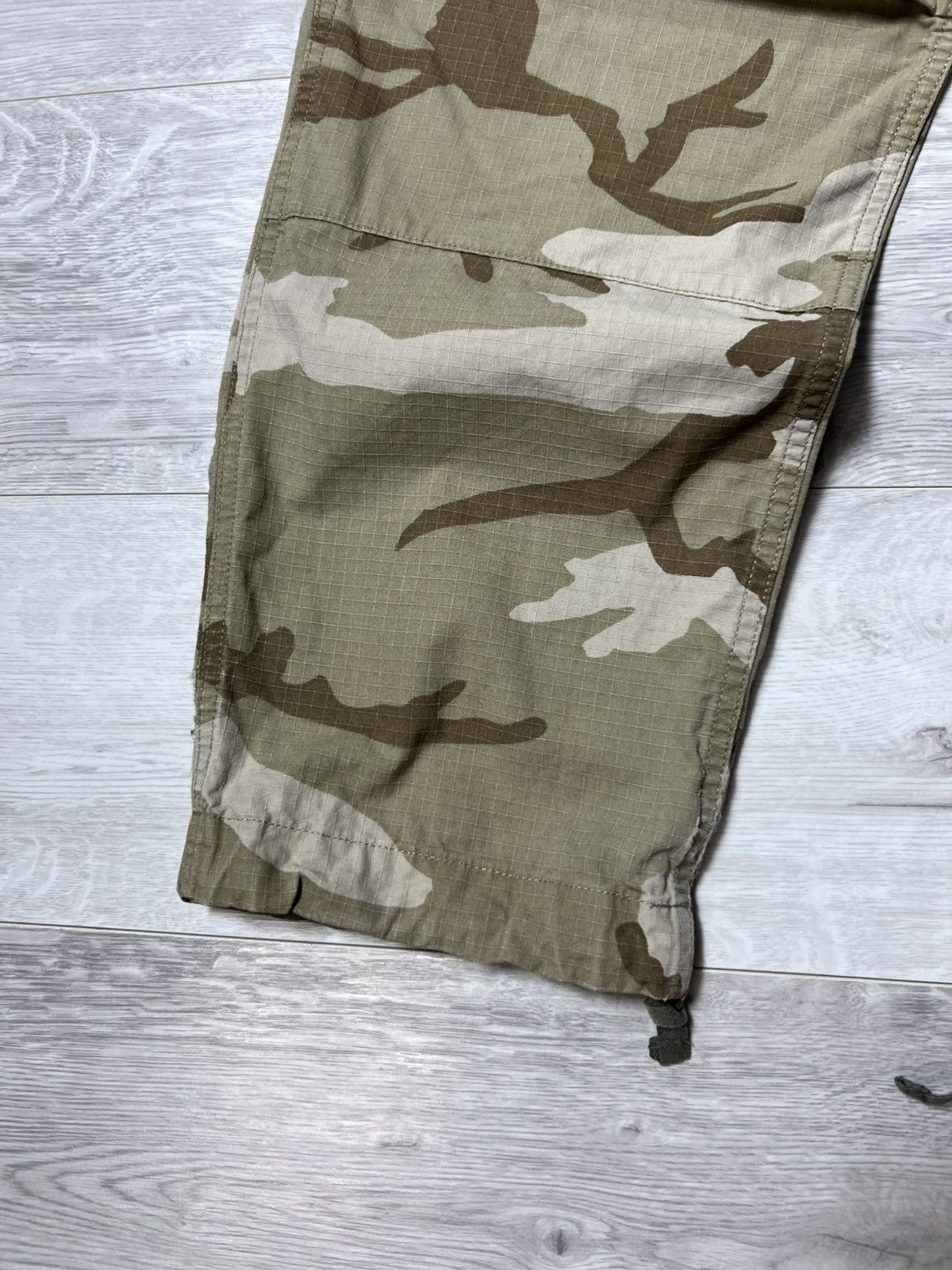 Carhartt Carhartt WIP Cargo Military Pants Size US 30 / EU 46 - 13 Thumbnail