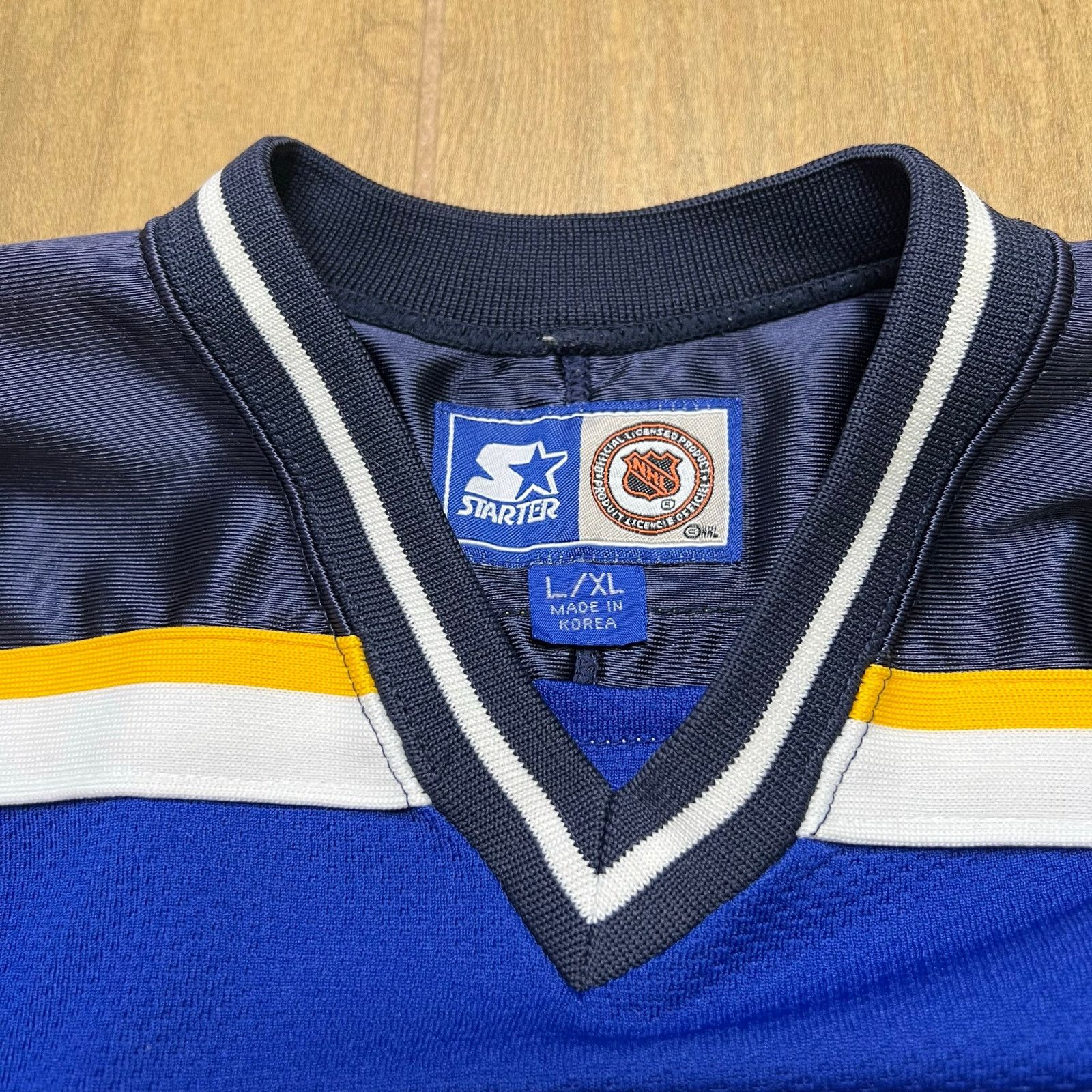 Starter Youth St. Louis Blues Starter NHL Hockey Jersey Blue L/XL Size US S / EU 44-46 / 1 - 2 Thumbnail