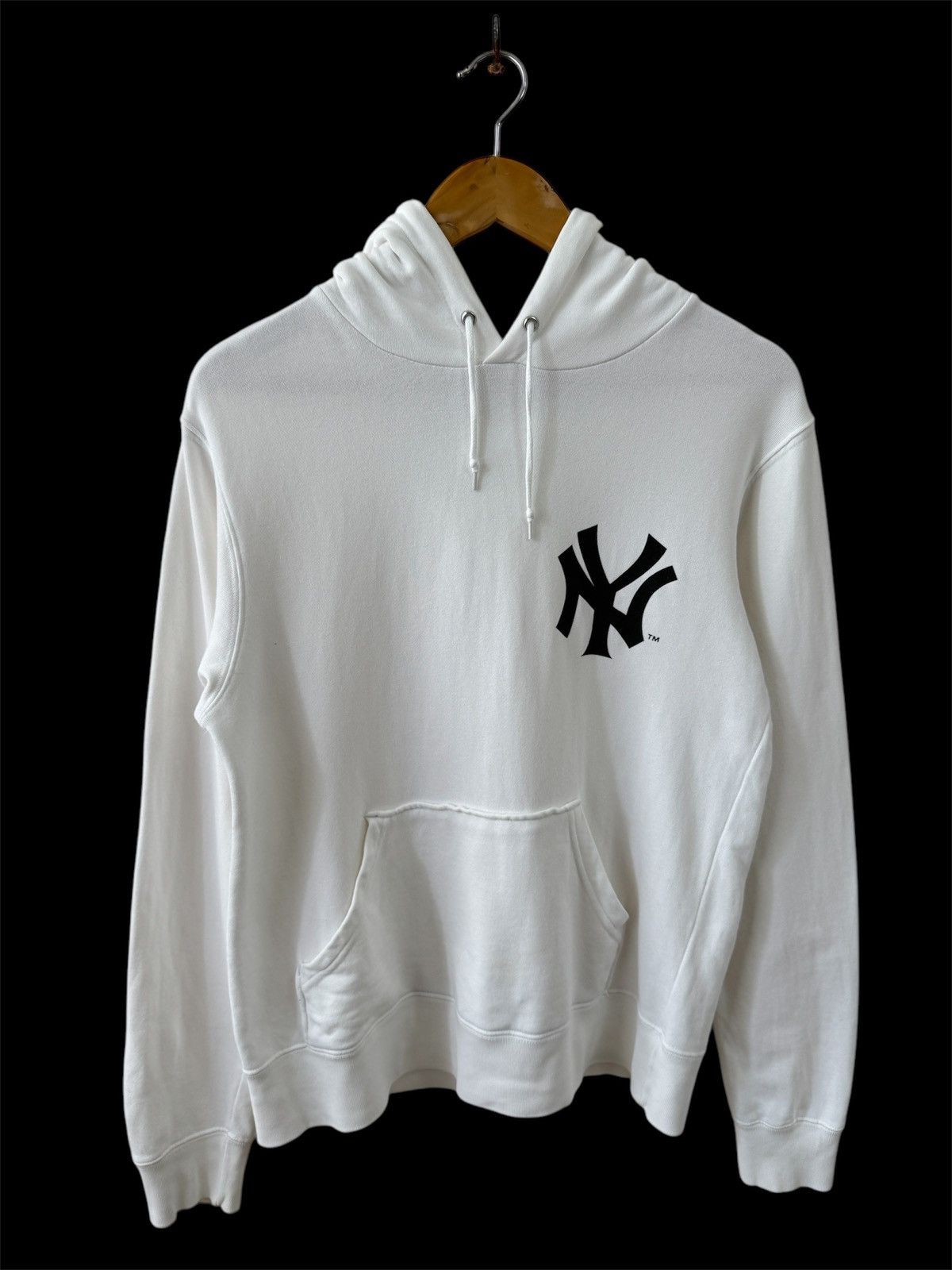 Majestic × New York Yankees × Vintage Vintage Majestic New York Yankees Hoodie Size US S / EU 44-46 / 1 - 1 Thumbnail
