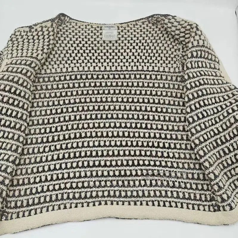Chanel Chanel Gray Wool Blend Long Sleeve Sweater . Size M / US 6-8 / IT 42-44 - 5 Thumbnail