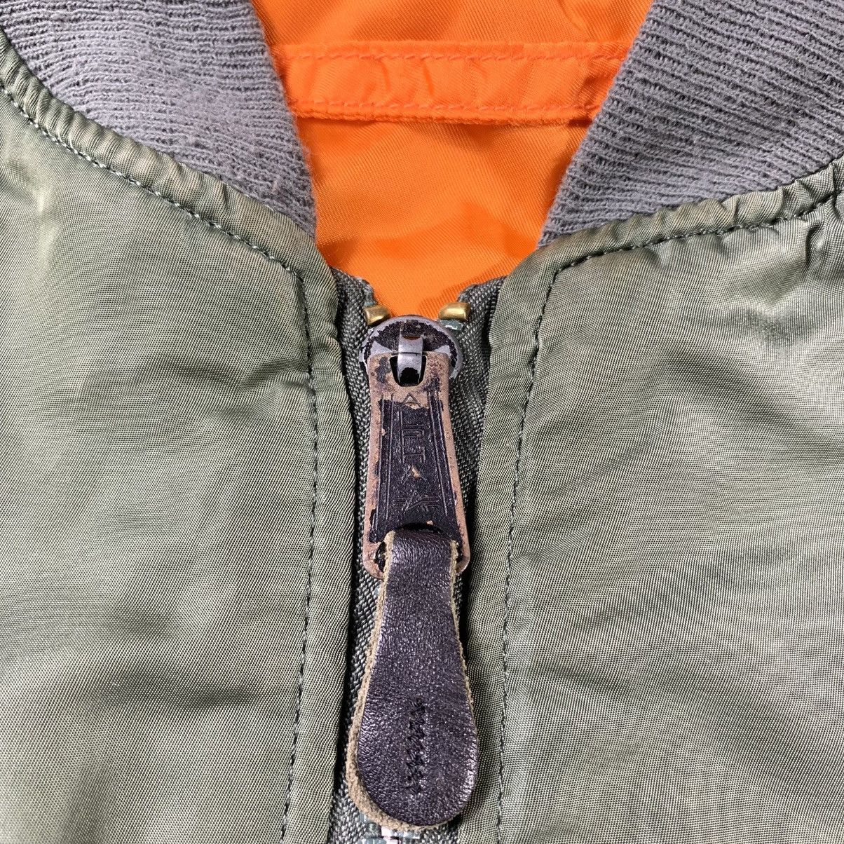 Vintage (SOLD OUT)Vintage 90’s J51 Alpha Industries Bomber MA-1 Size US L / EU 52-54 / 3 - 5 Thumbnail